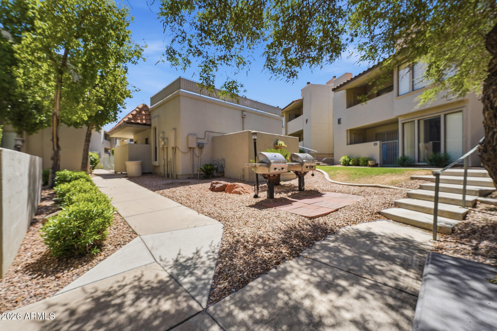 MOUNTAIN PARK CONDOMINIUMS UNIT 111-128 211-228 - Residential