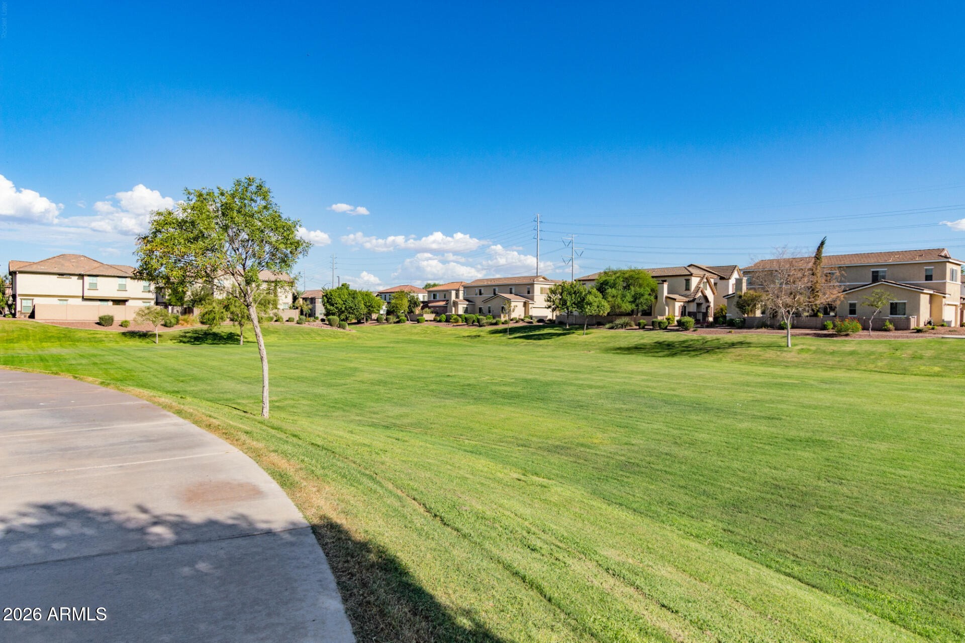 LA ALDEA - Residential