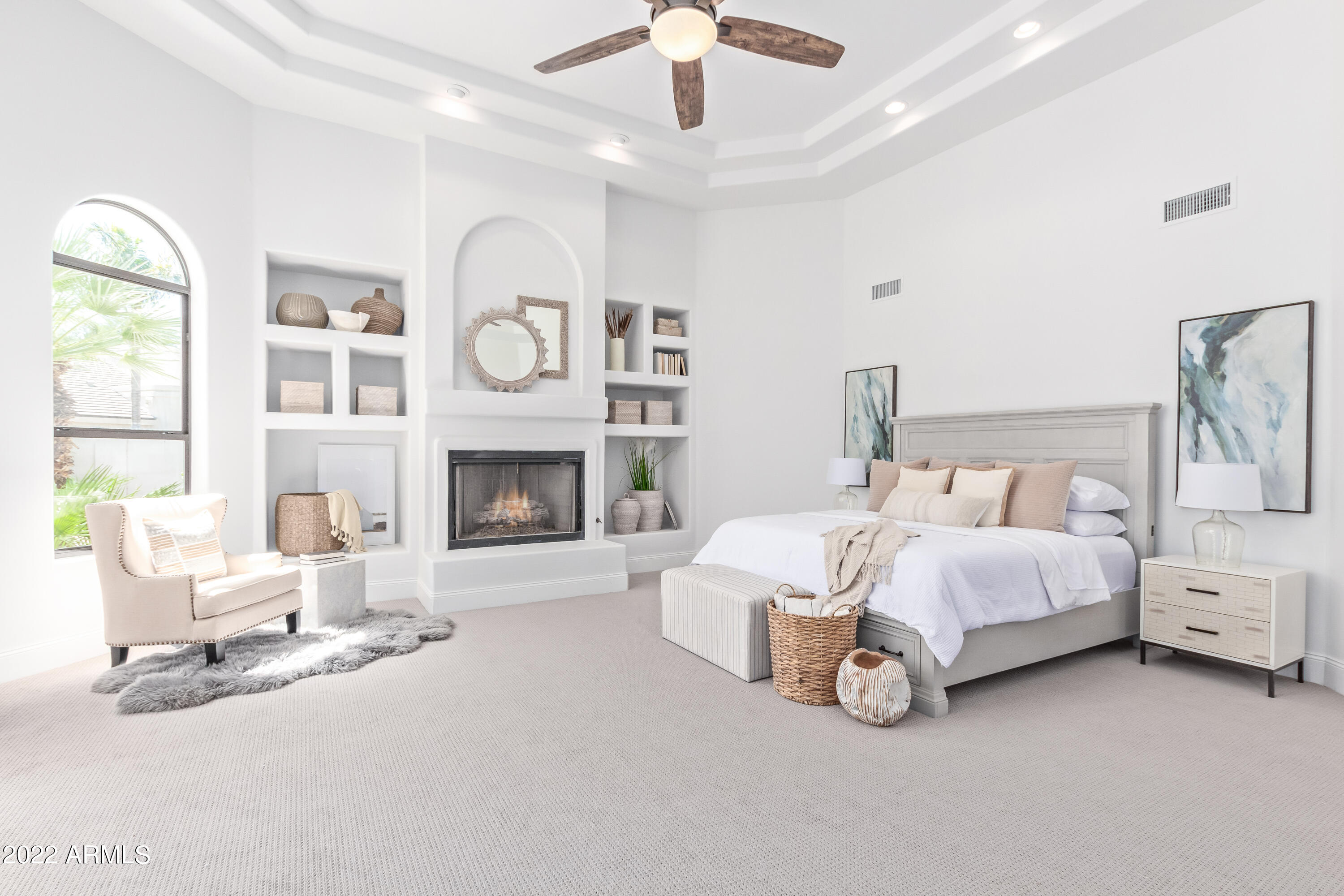MERRILL CANTATIERRA LOT 1-49 PUT STS IND BEND WASH - Residential