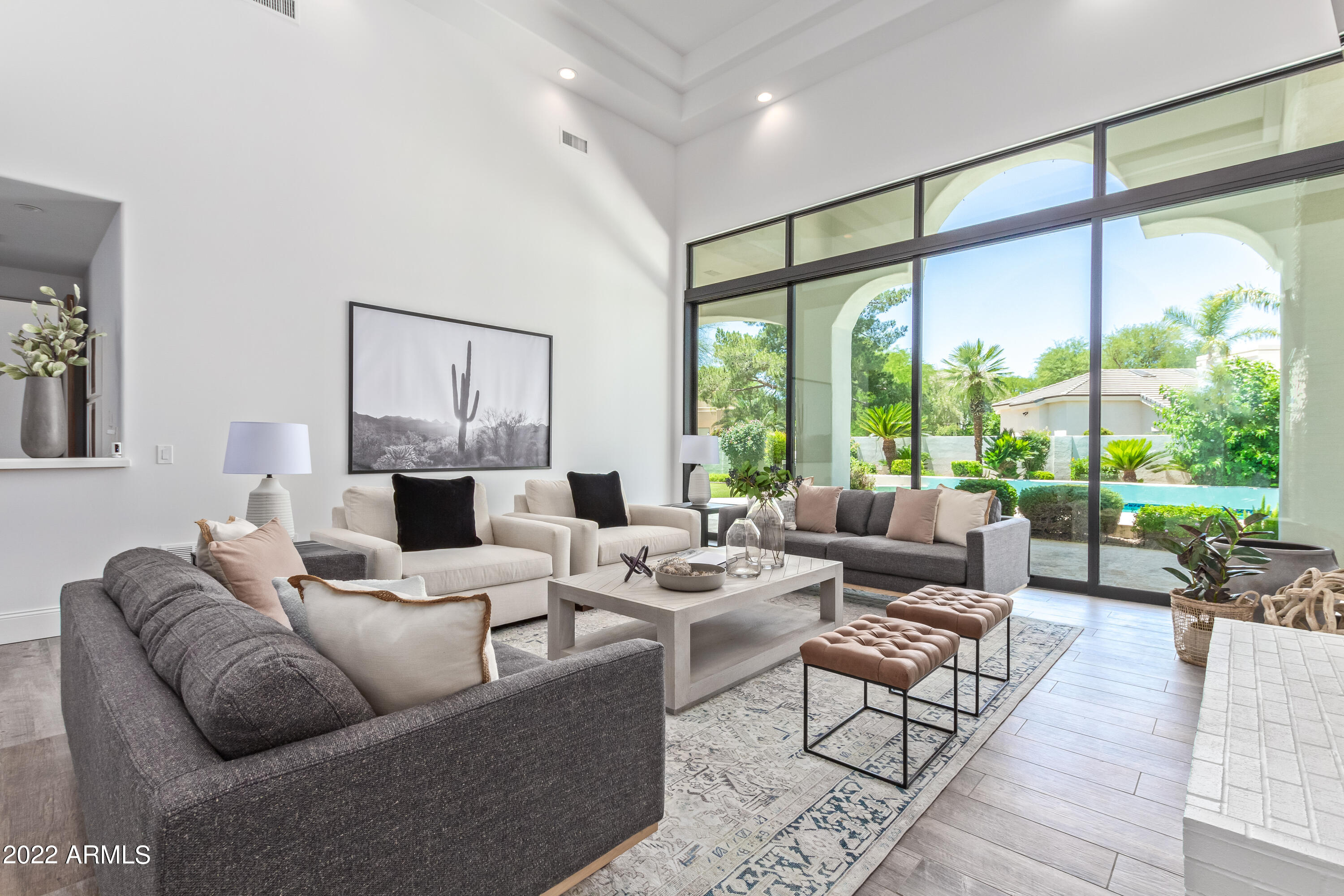 MERRILL CANTATIERRA LOT 1-49 PUT STS IND BEND WASH - Residential