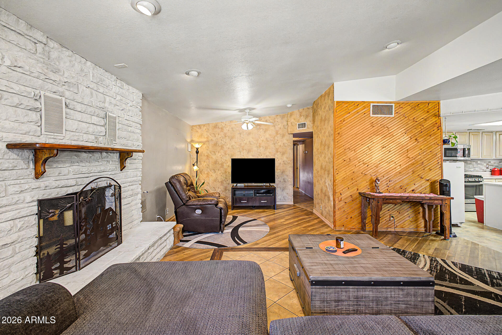 KNOLLS ESTATES LOTS 1-13 48-61 TR A - Residential