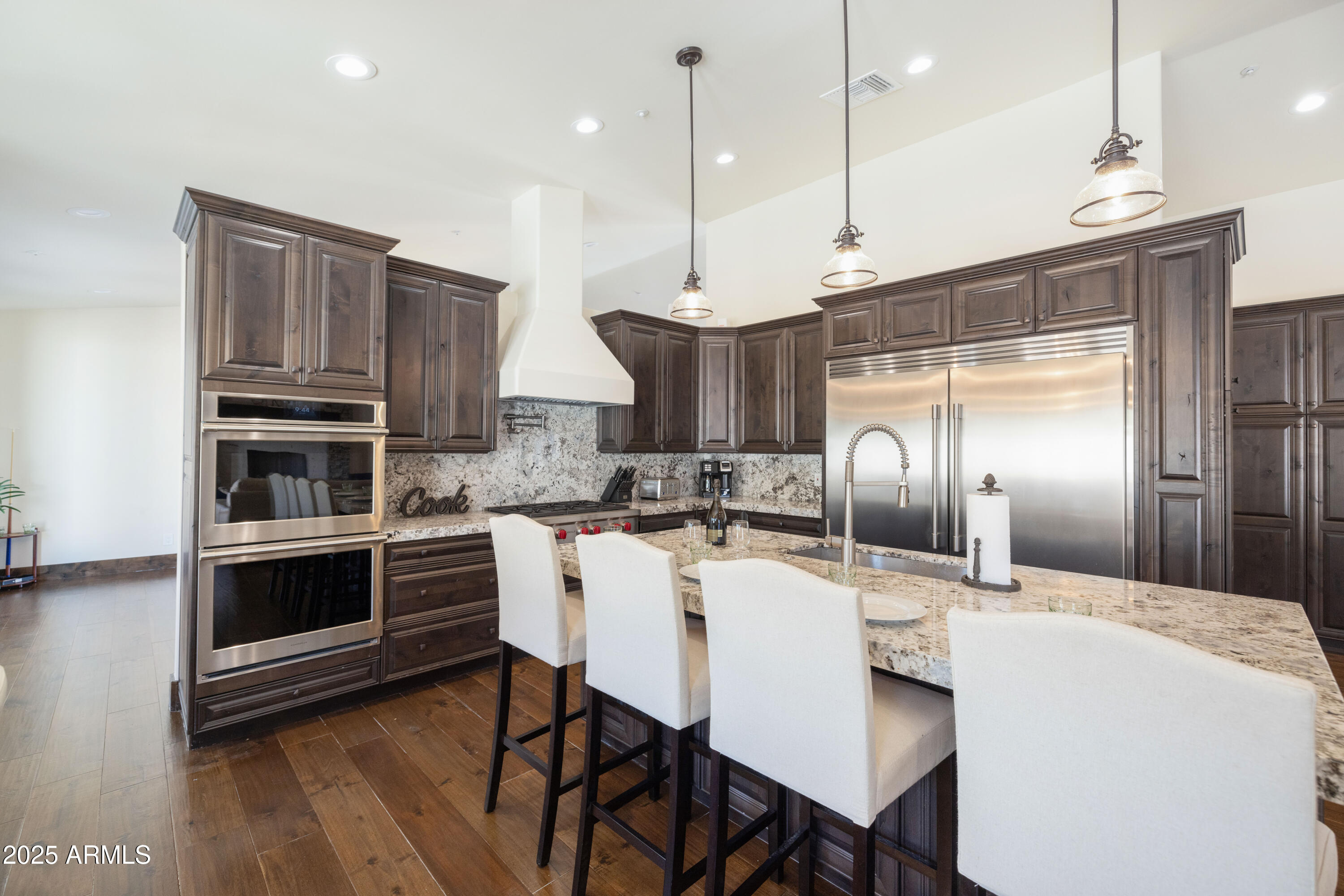 PARADISE HEIGHTS - Residential