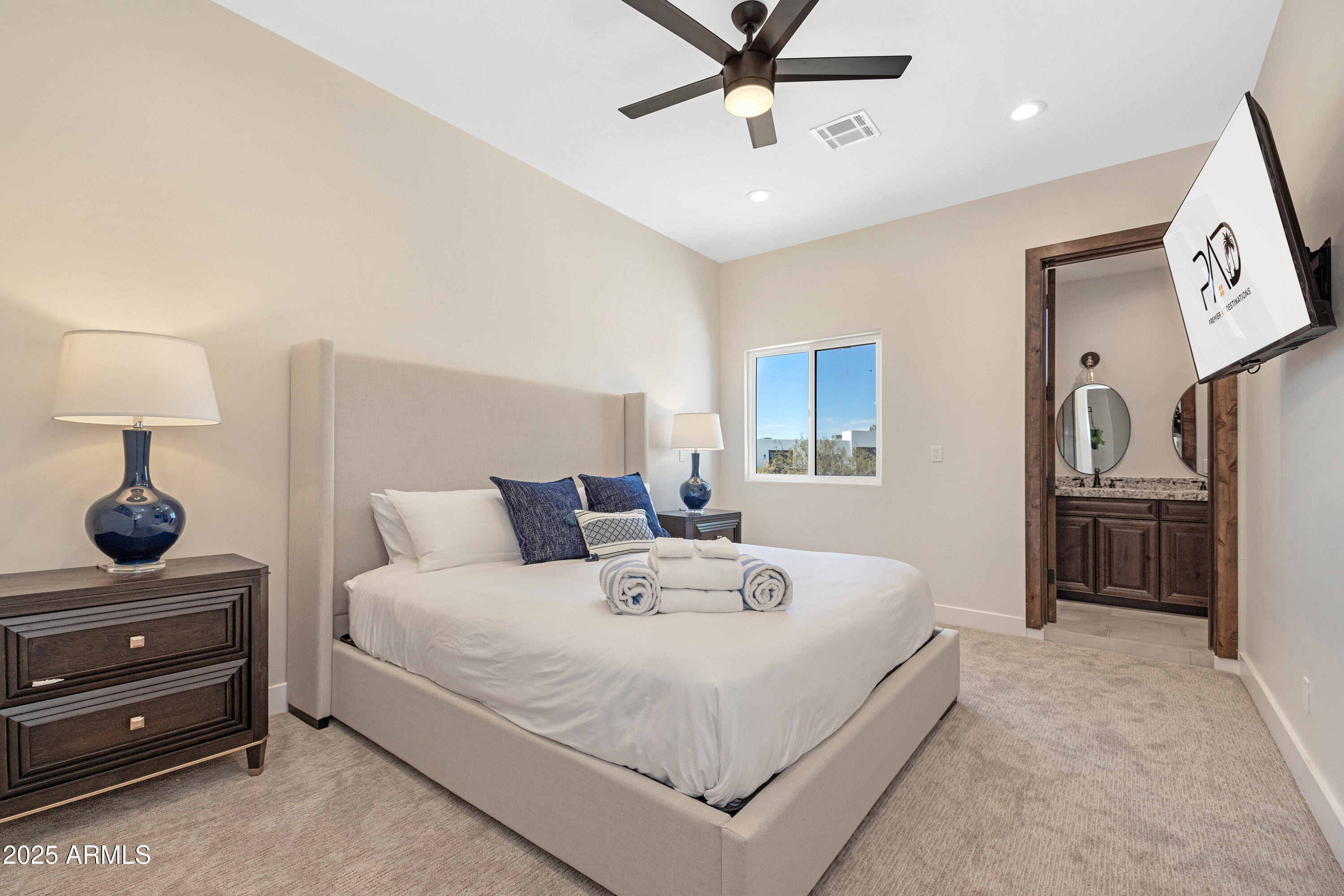 PARADISE HEIGHTS - Residential