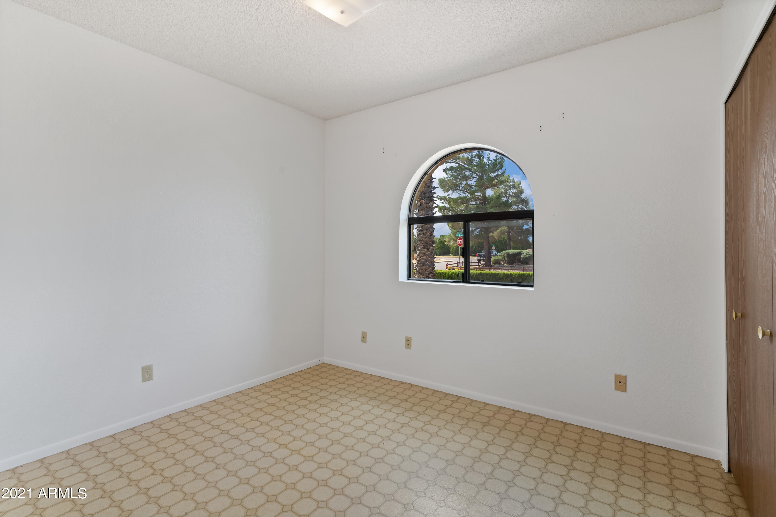 TRACT UNIT 110 - Residential