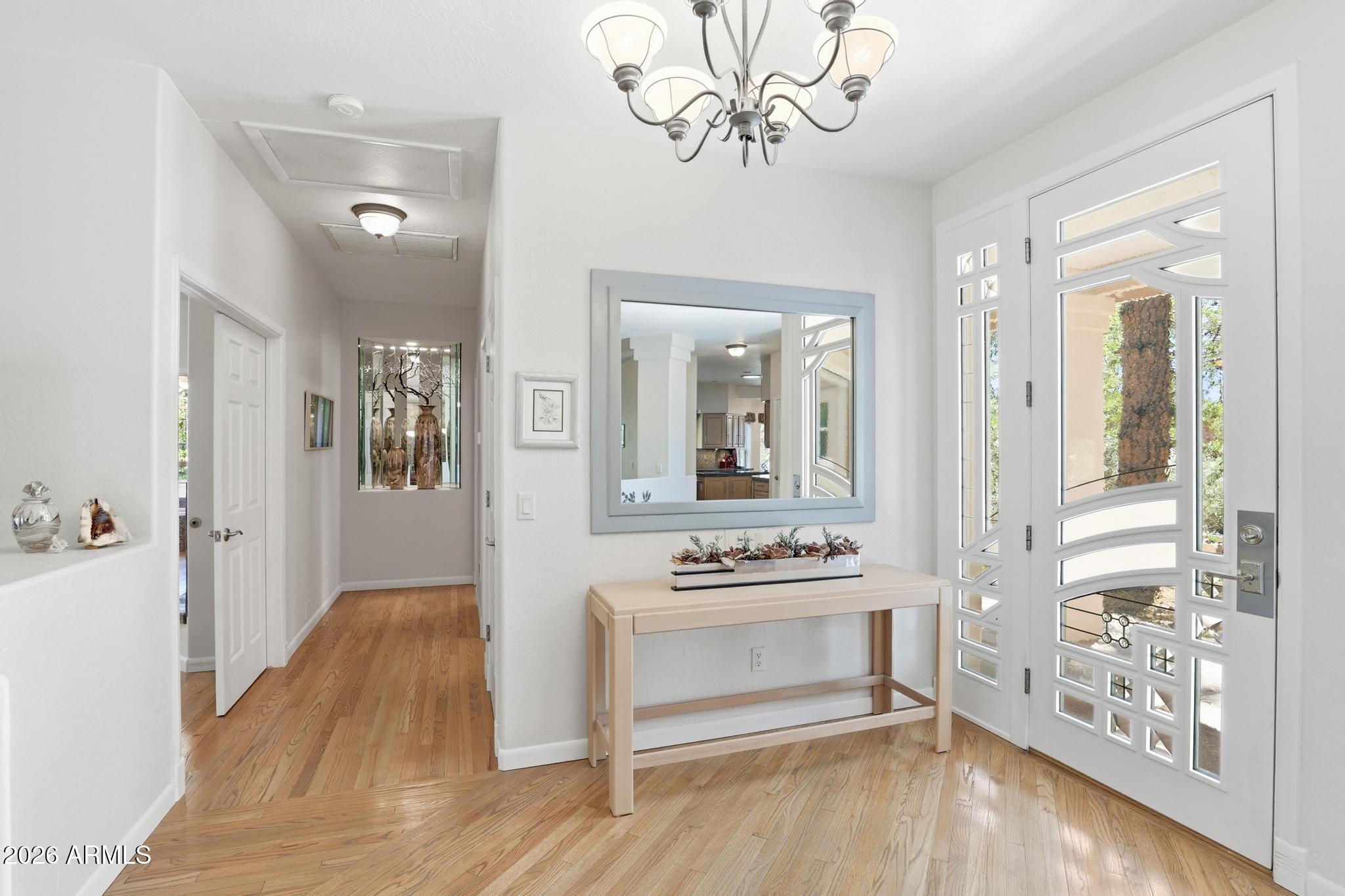 WESTERN MANOR - Residential