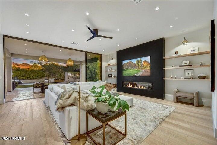 WINDGATE RANCH - Residential