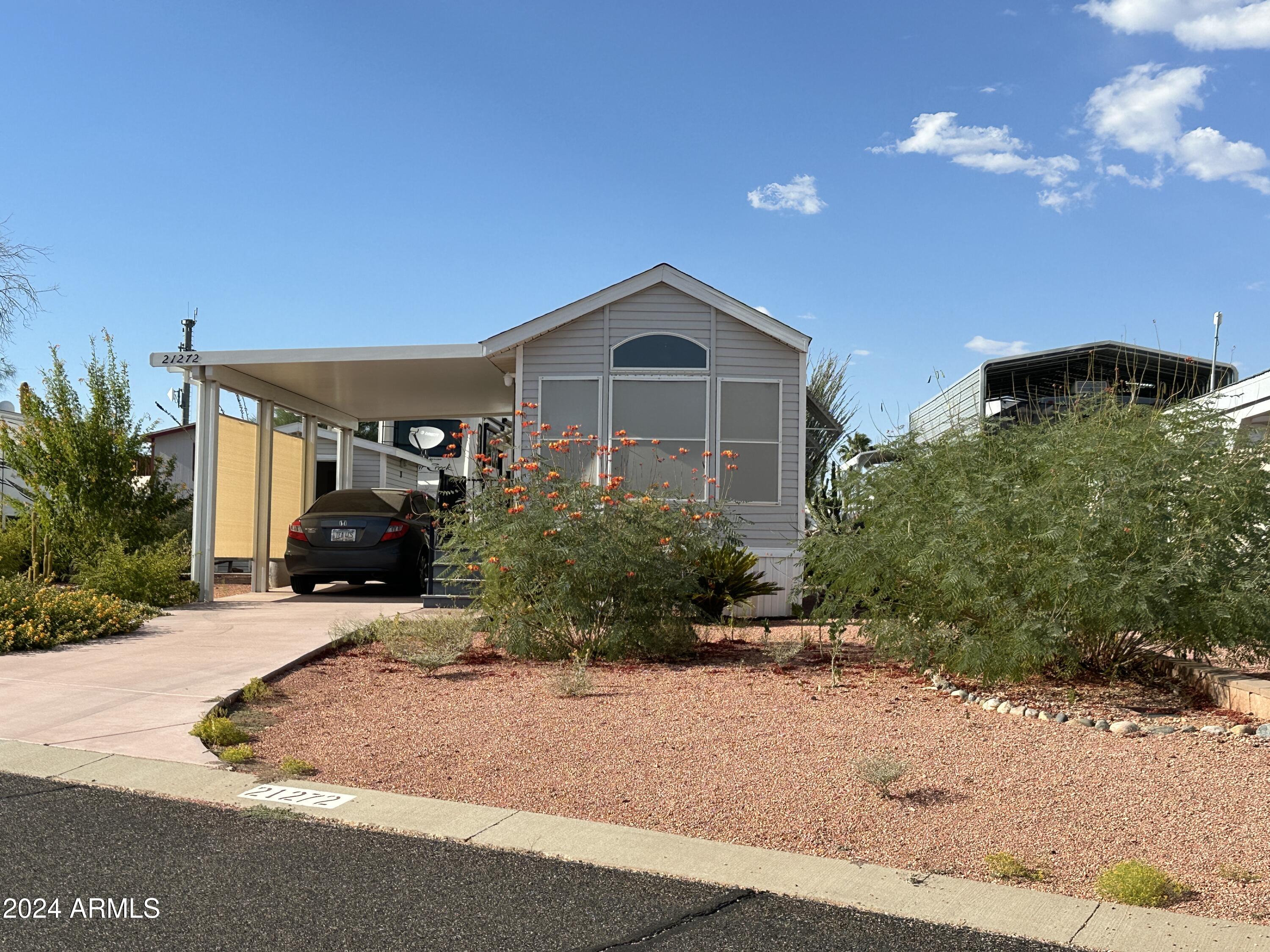 ESCAPEES AT NORTH RANCH - Residential