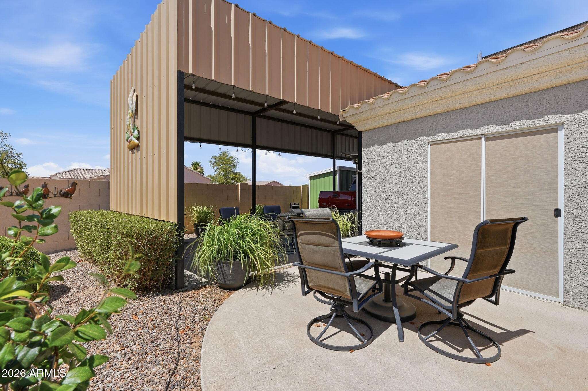 ARIZONA CITY UNIT TWELVE LOT 517 - Residential