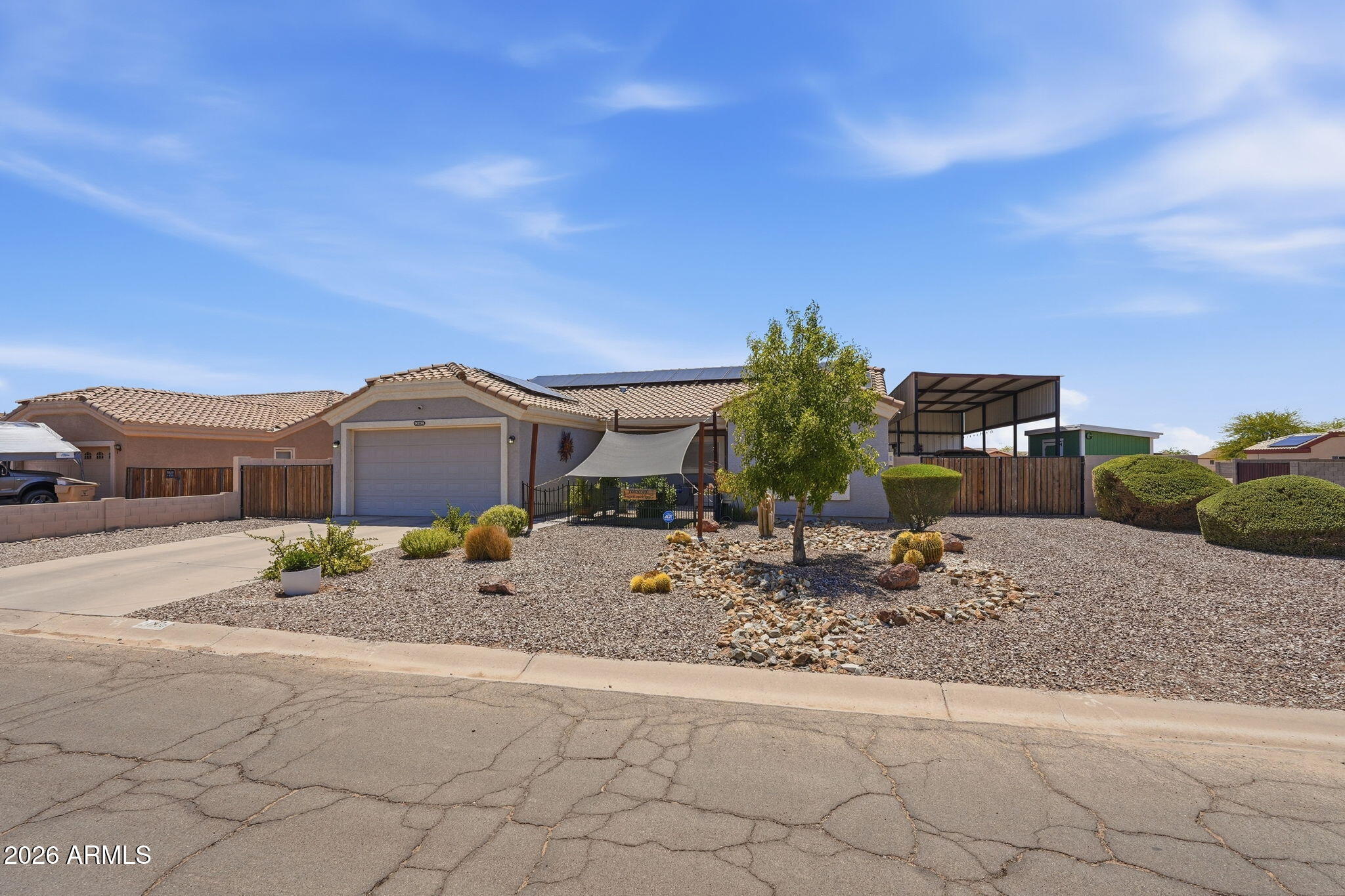 ARIZONA CITY UNIT TWELVE LOT 517 - Residential