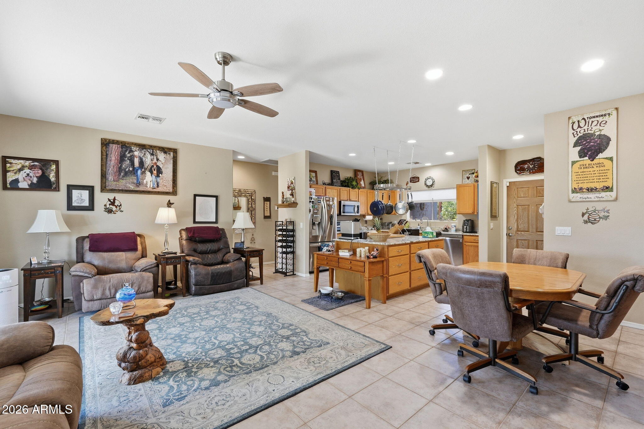 ARIZONA CITY UNIT TWELVE LOT 517 - Residential