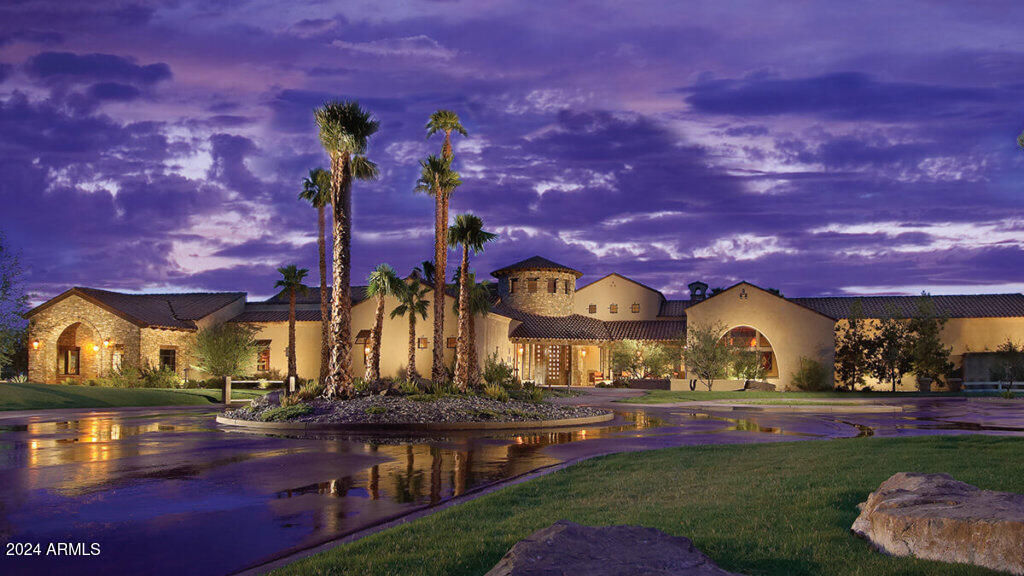 ROBSON RANCH - Residential