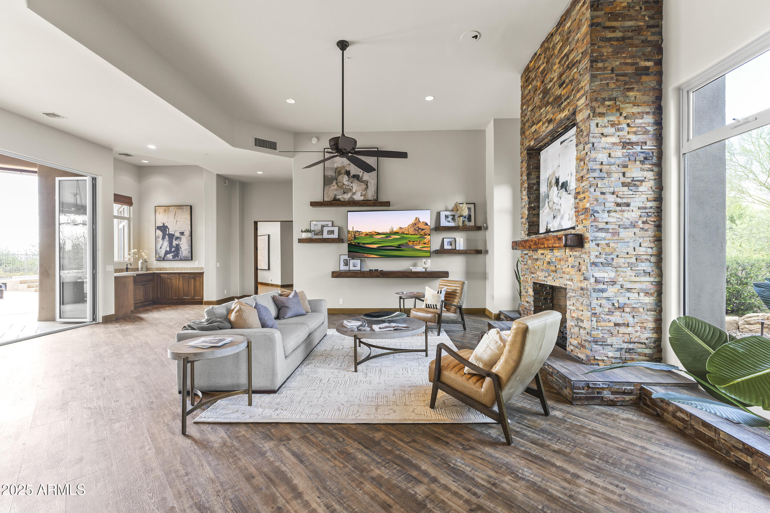 DESERT MOUNTAIN - Residential