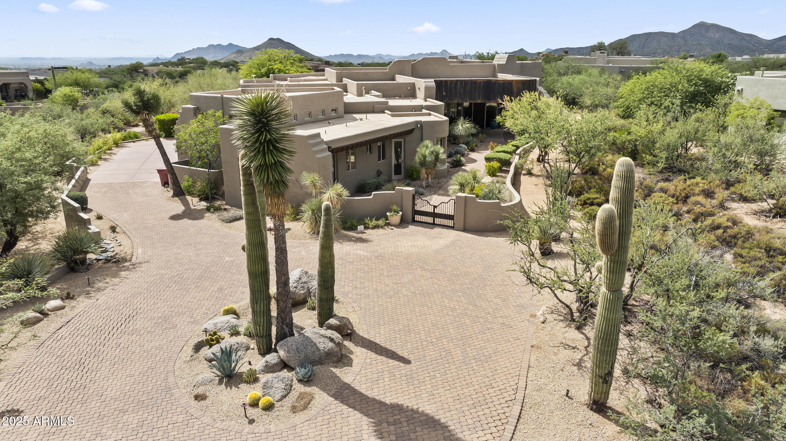 DESERT MOUNTAIN - Residential