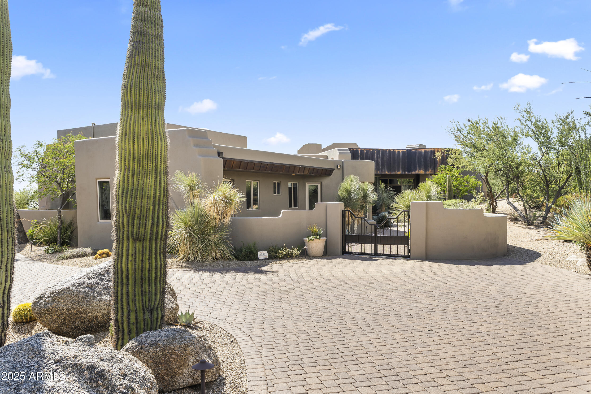 DESERT MOUNTAIN - Residential