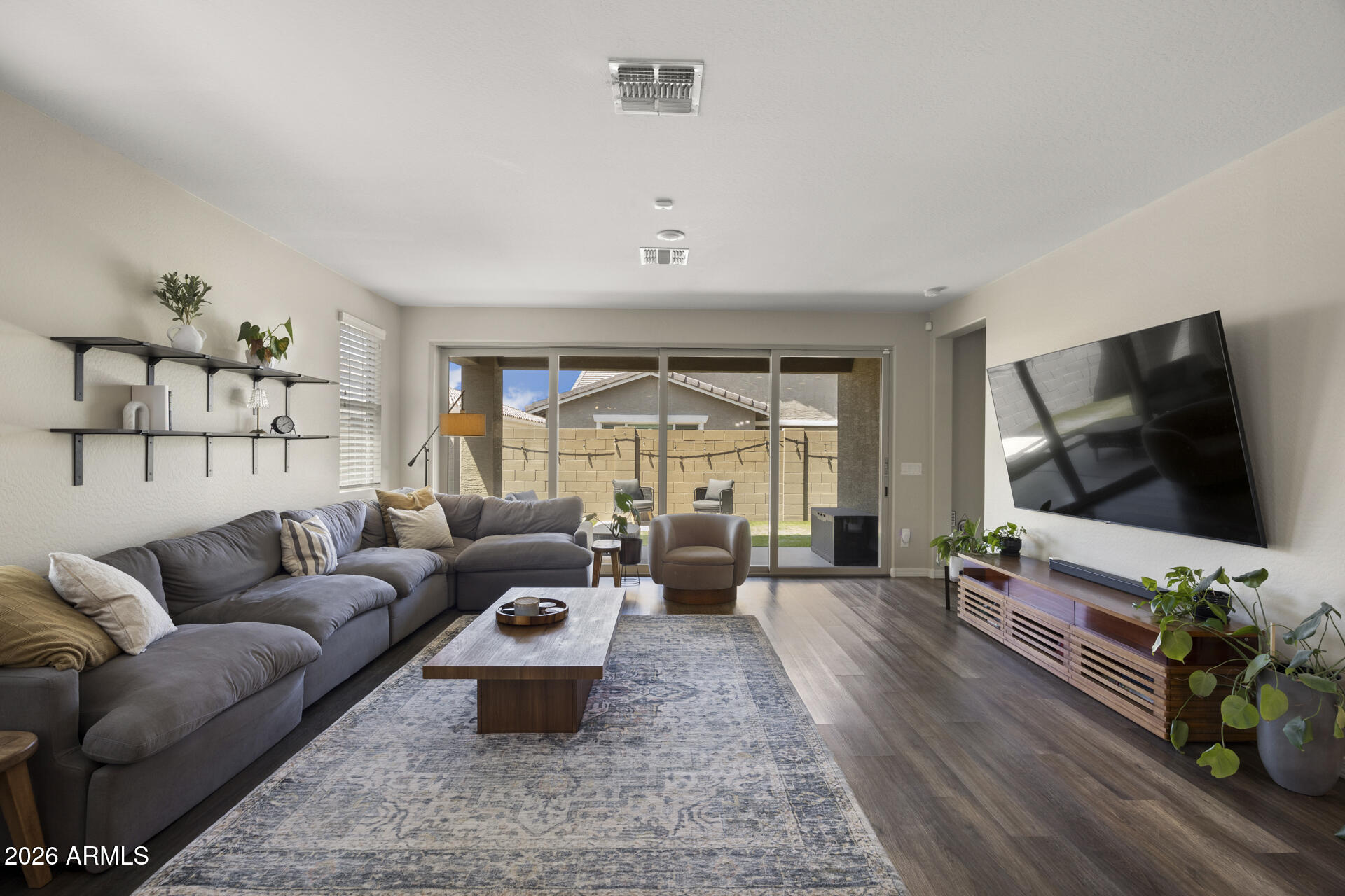 SOUTHERN ENCLAVE - Residential