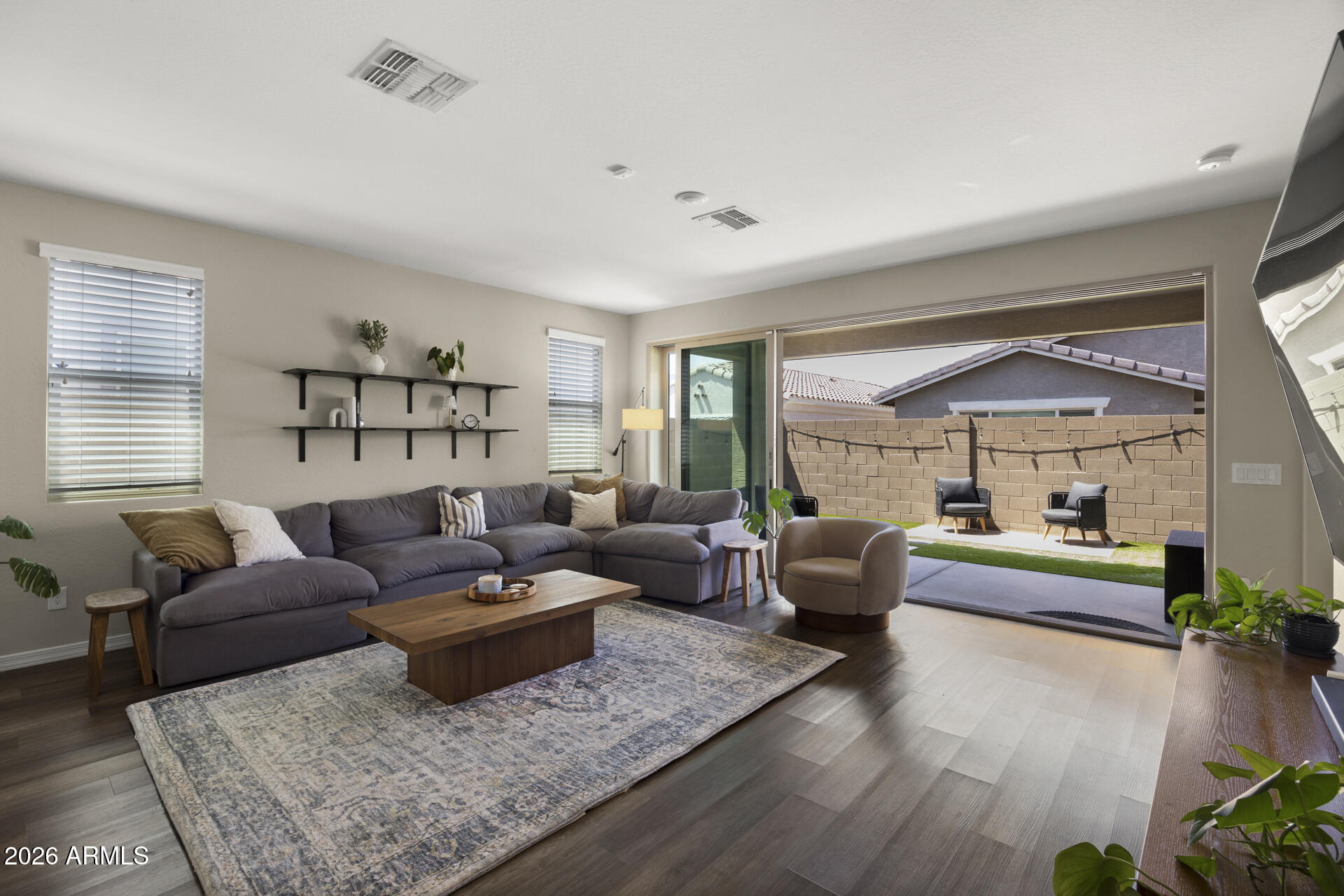 SOUTHERN ENCLAVE - Residential