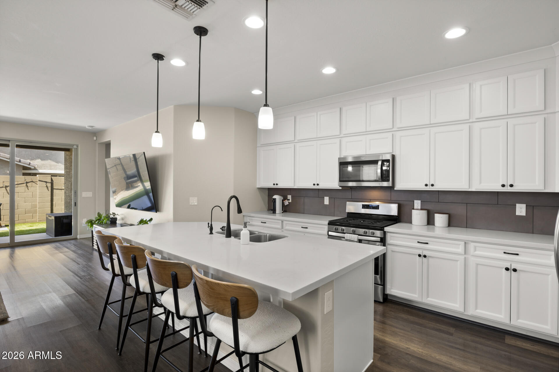 SOUTHERN ENCLAVE - Residential