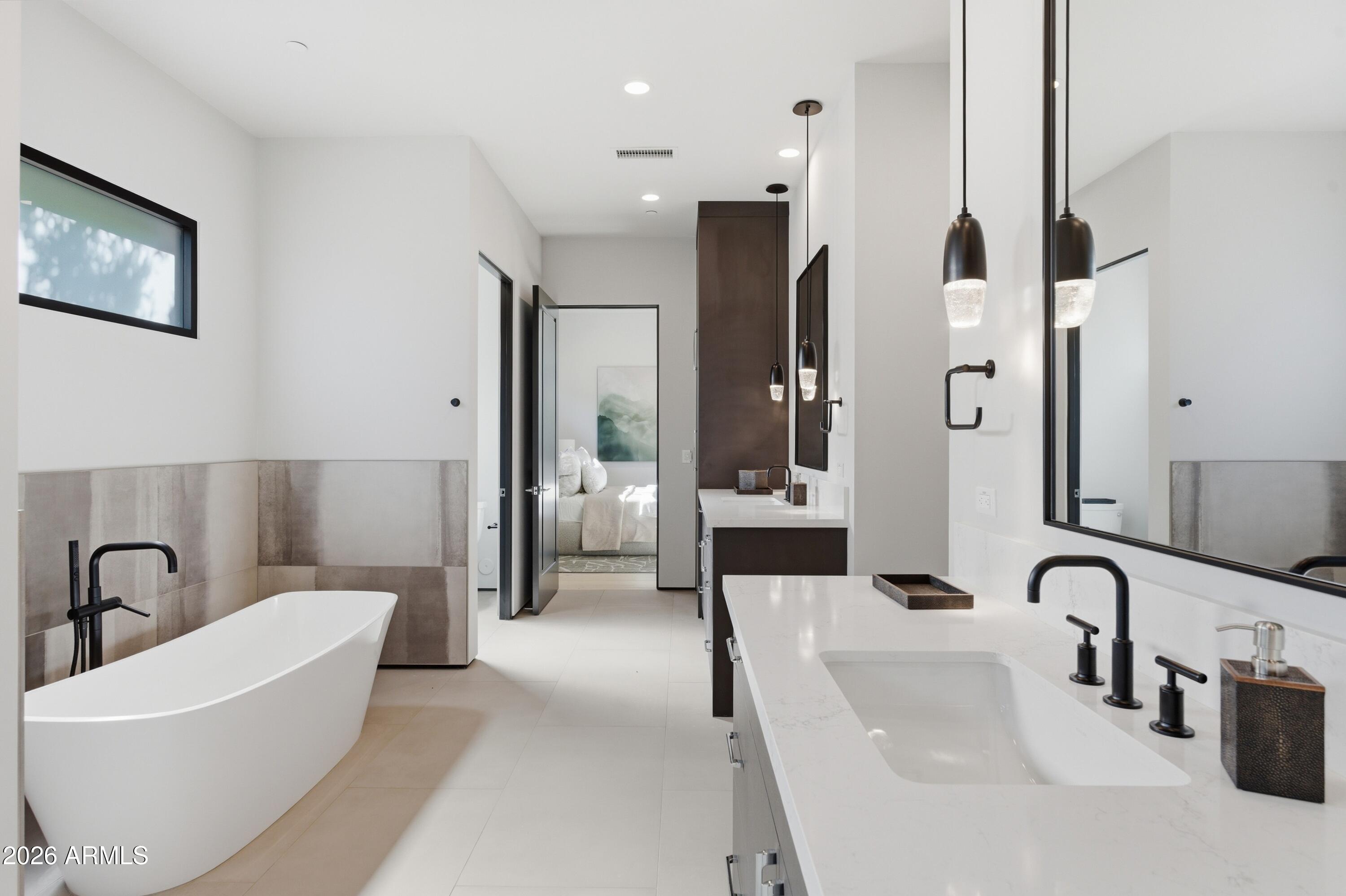 IRONWOOD GOLF VILLAS - Residential