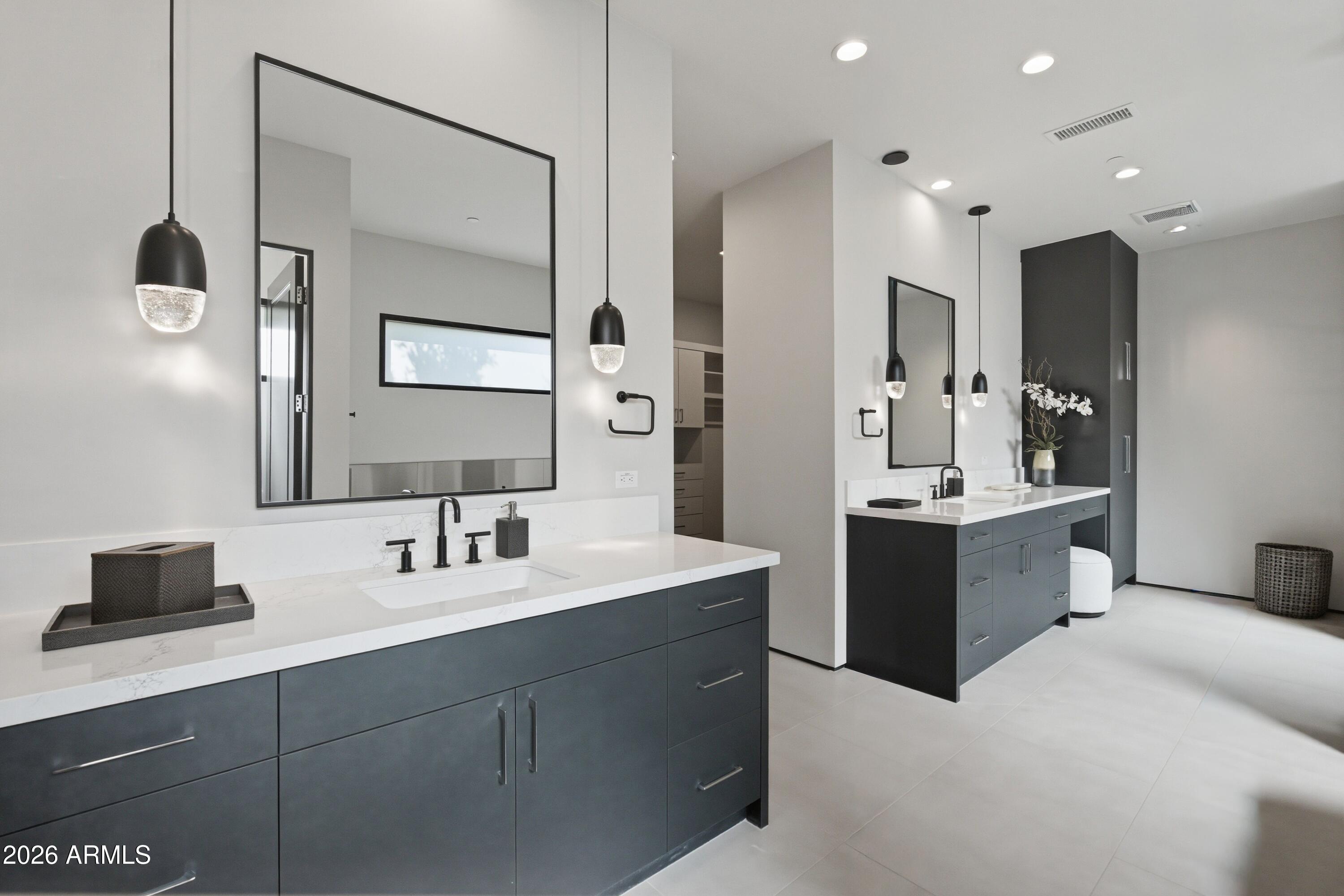 IRONWOOD GOLF VILLAS - Residential