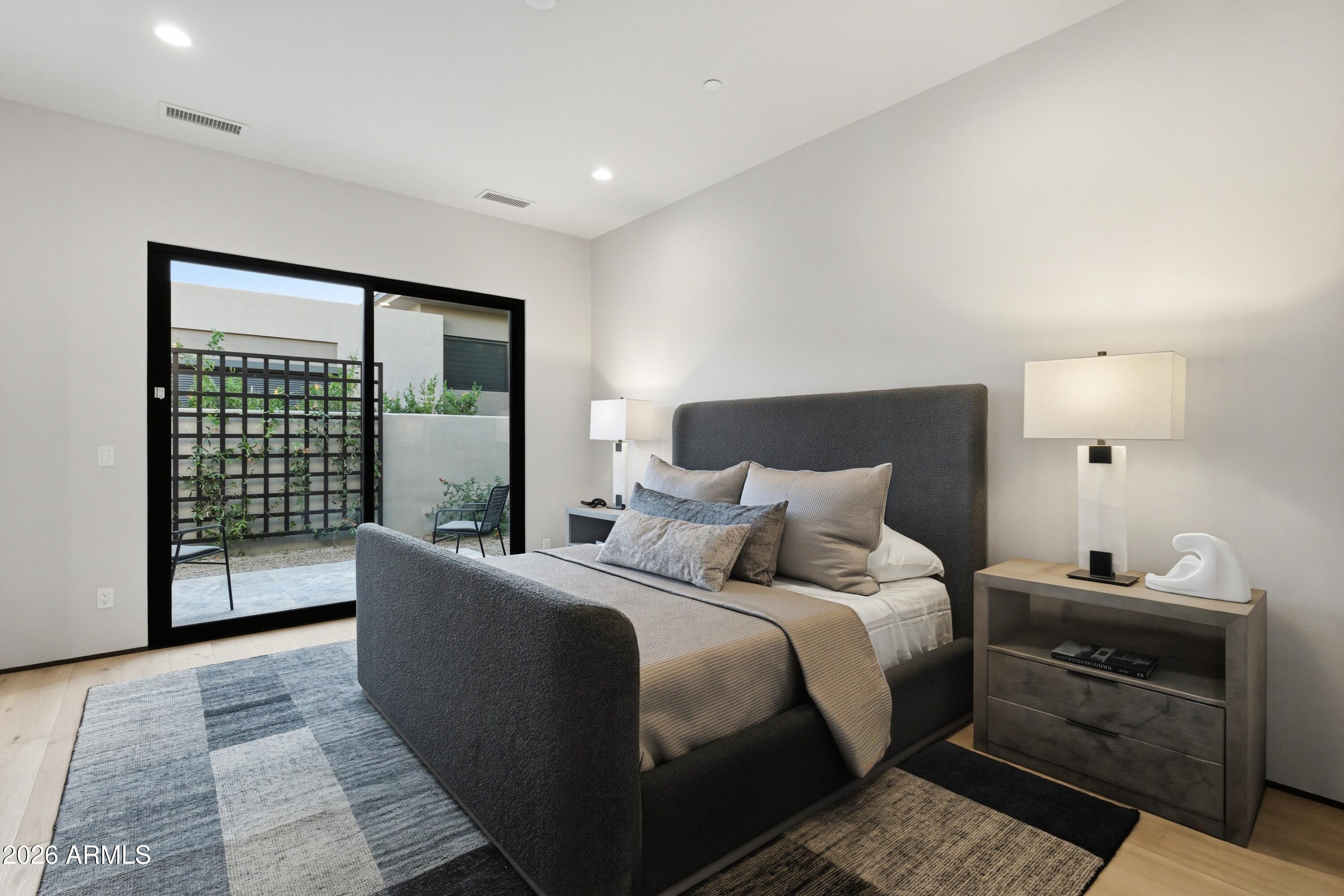 IRONWOOD GOLF VILLAS - Residential