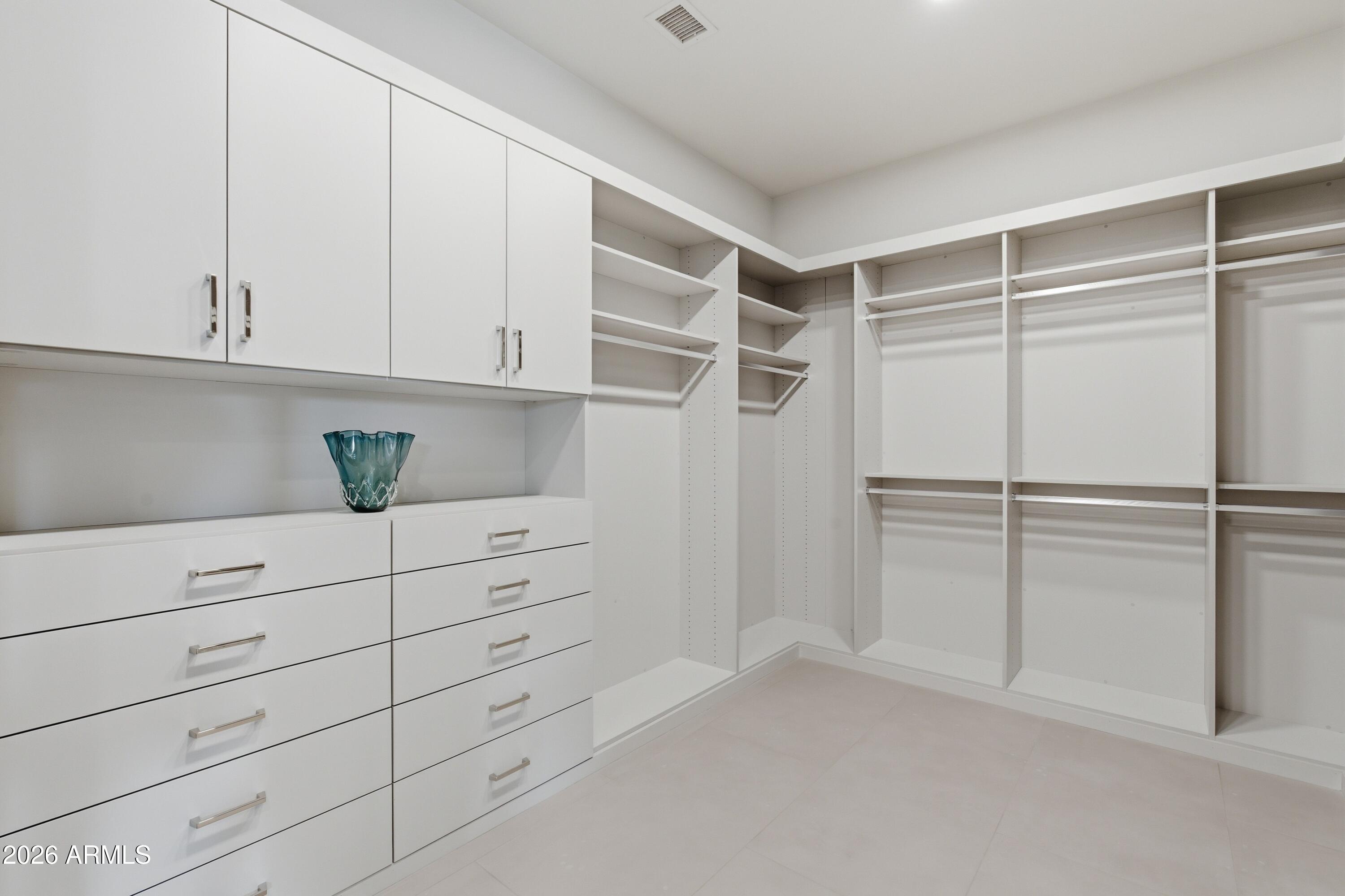 IRONWOOD GOLF VILLAS - Residential