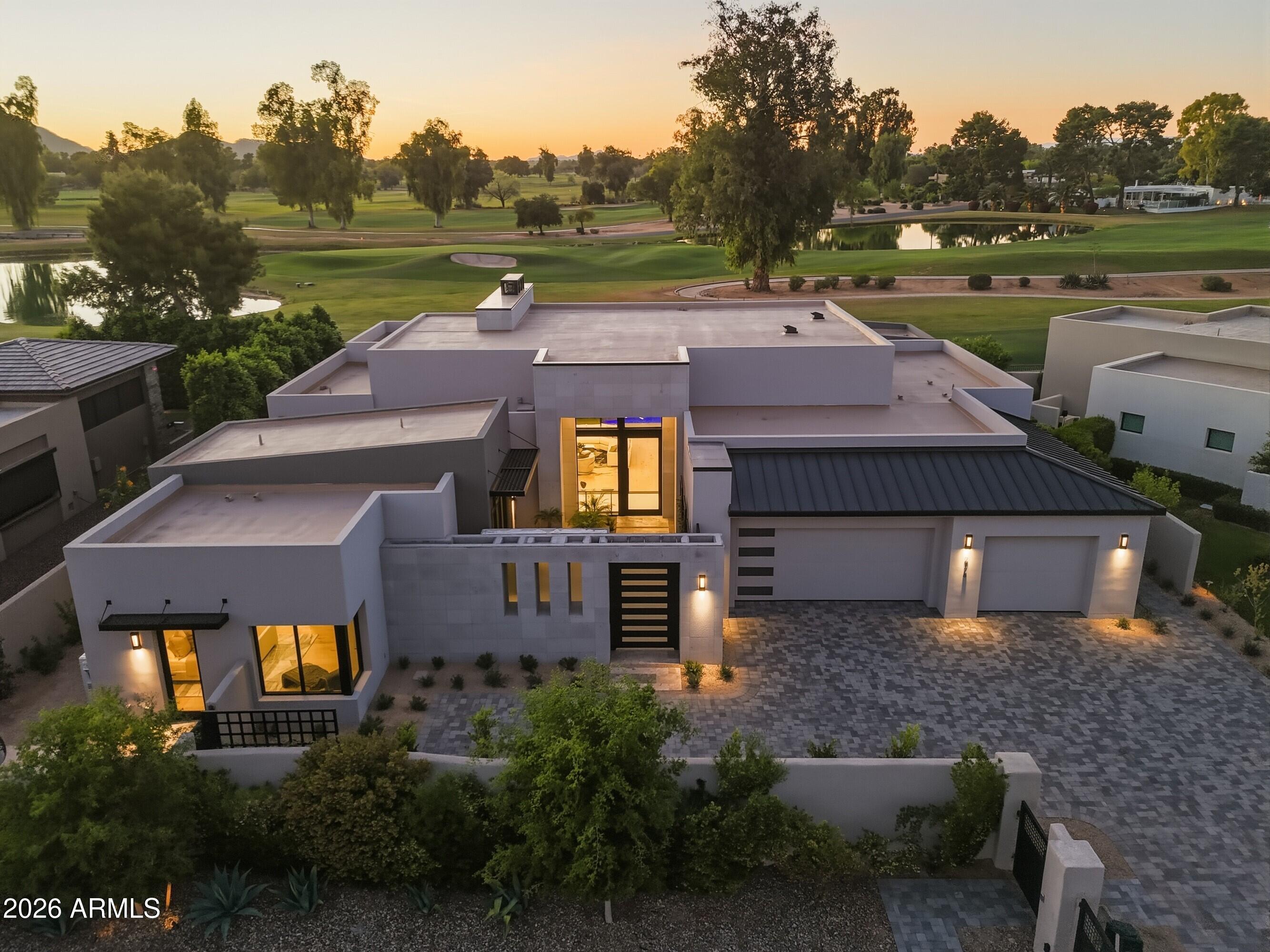 IRONWOOD GOLF VILLAS - Residential