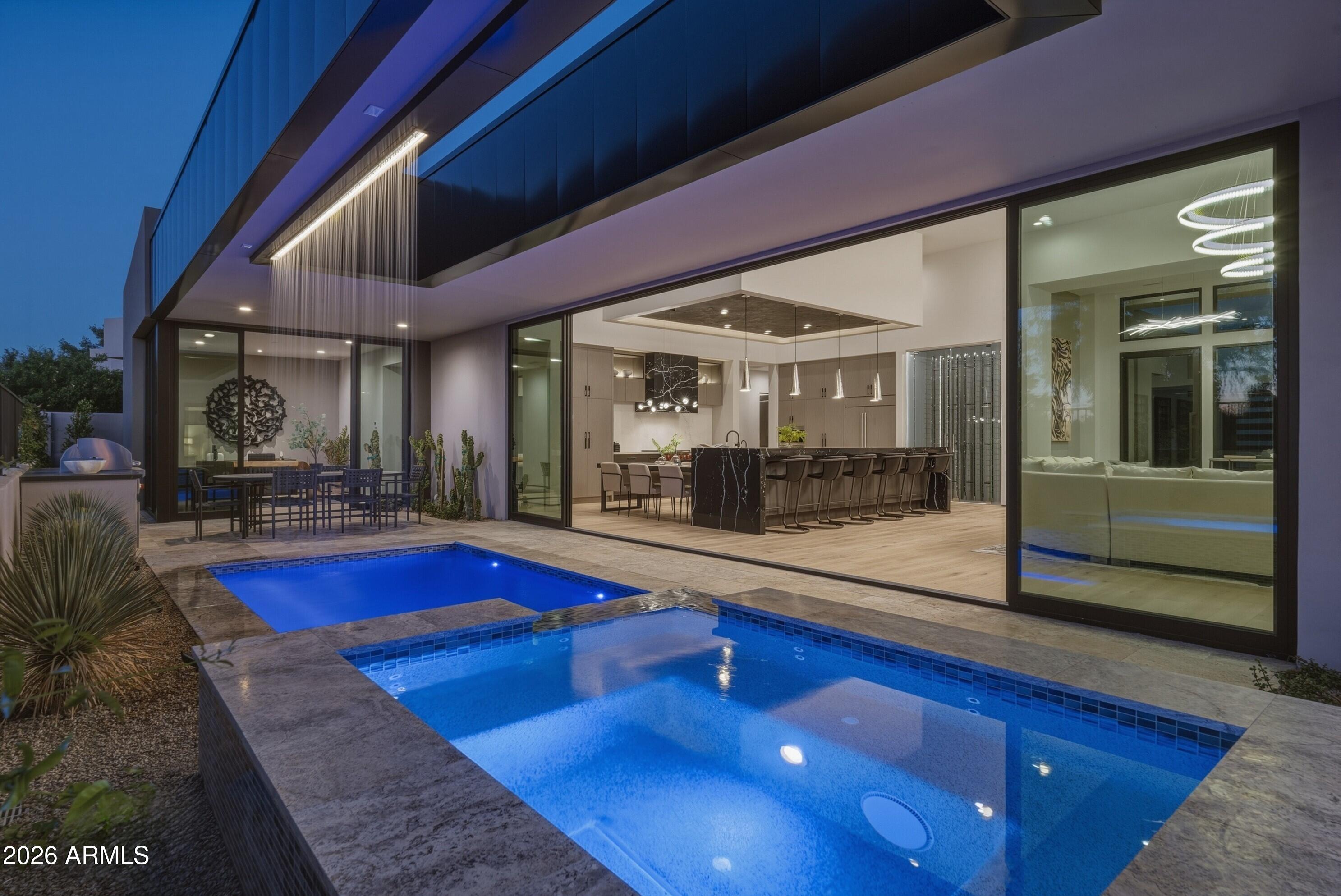 IRONWOOD GOLF VILLAS - Residential
