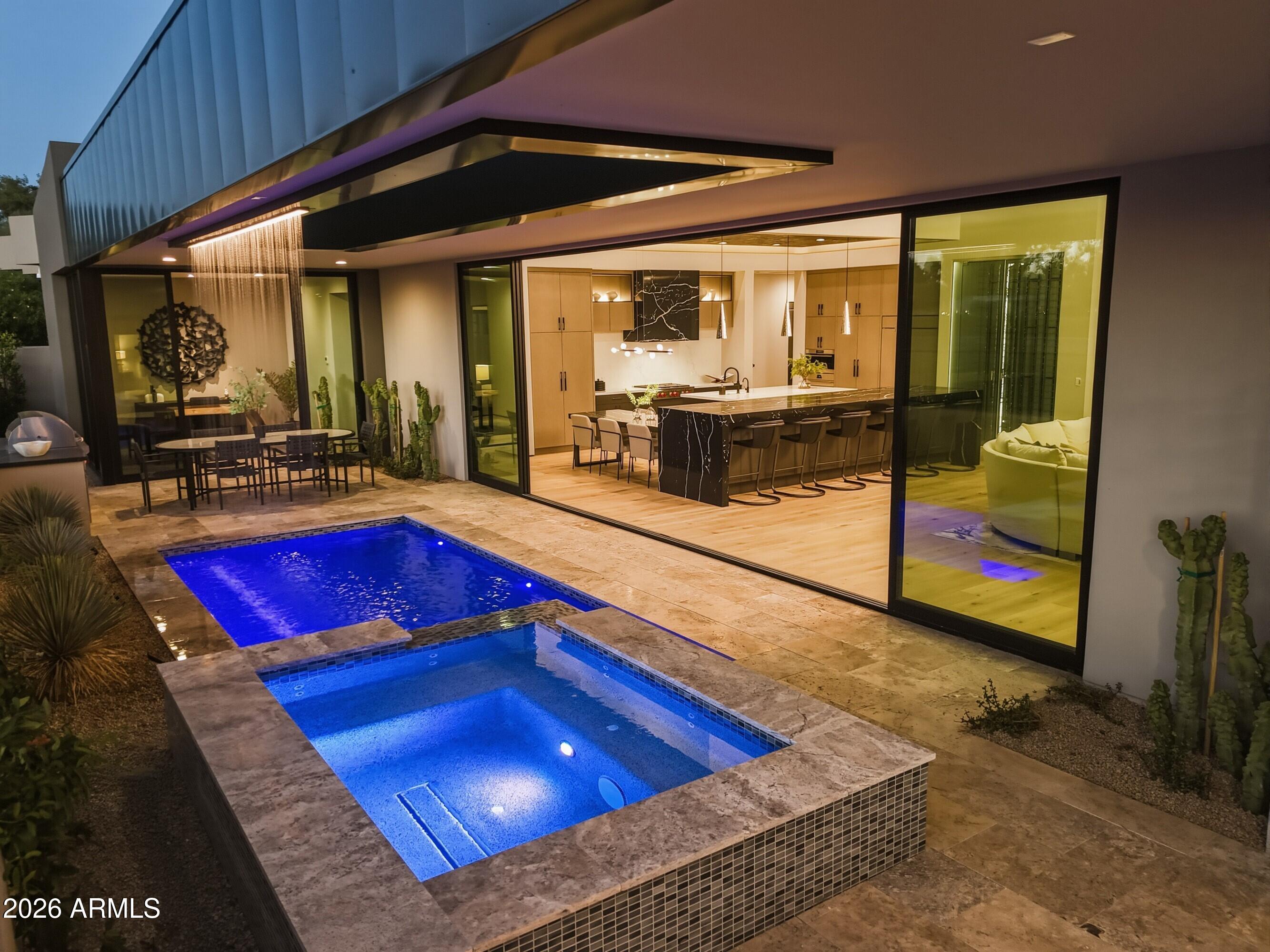 IRONWOOD GOLF VILLAS - Residential