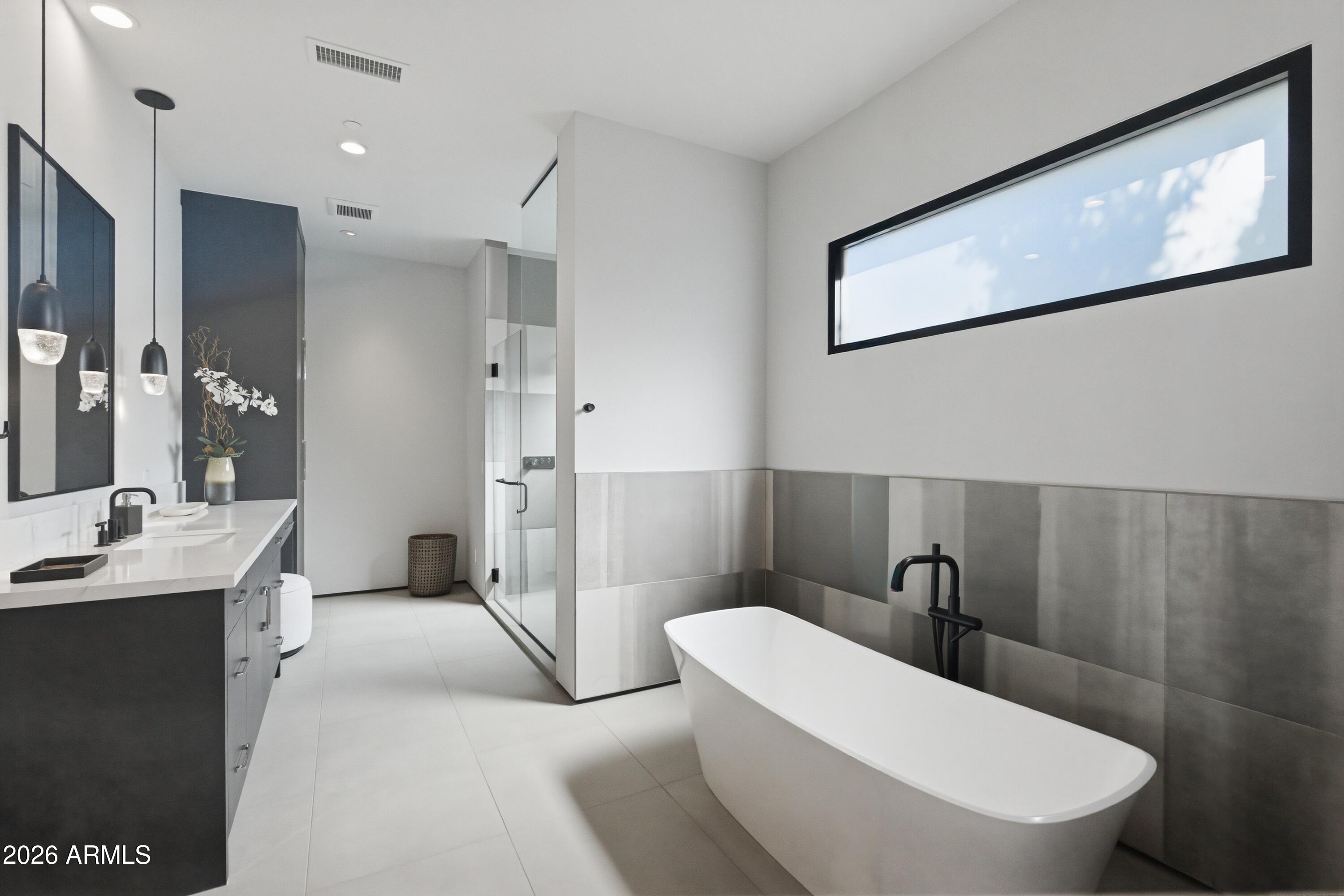 IRONWOOD GOLF VILLAS - Residential