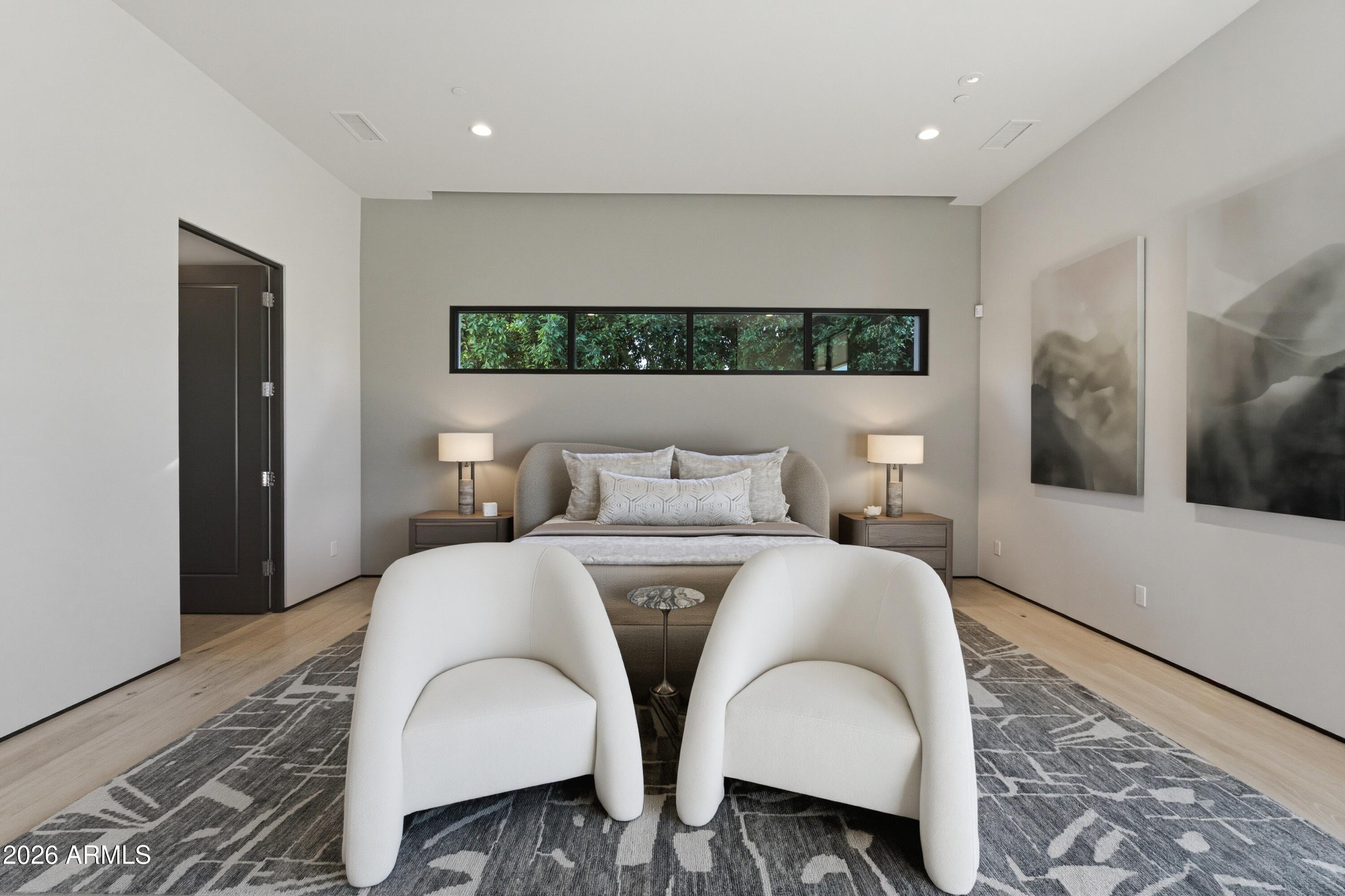 IRONWOOD GOLF VILLAS - Residential