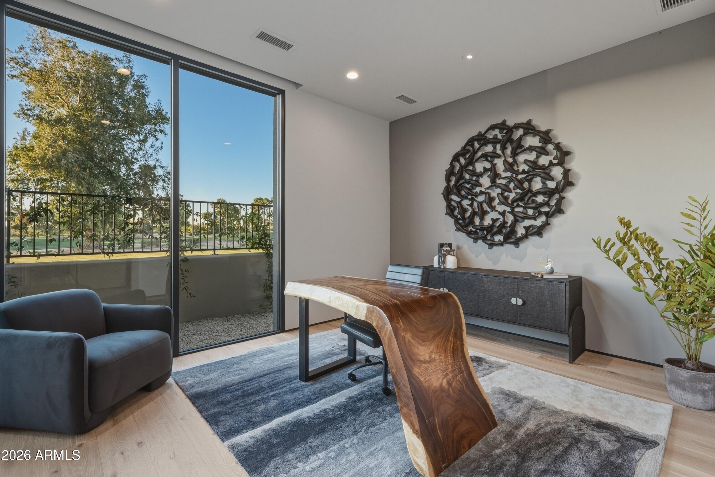 IRONWOOD GOLF VILLAS - Residential