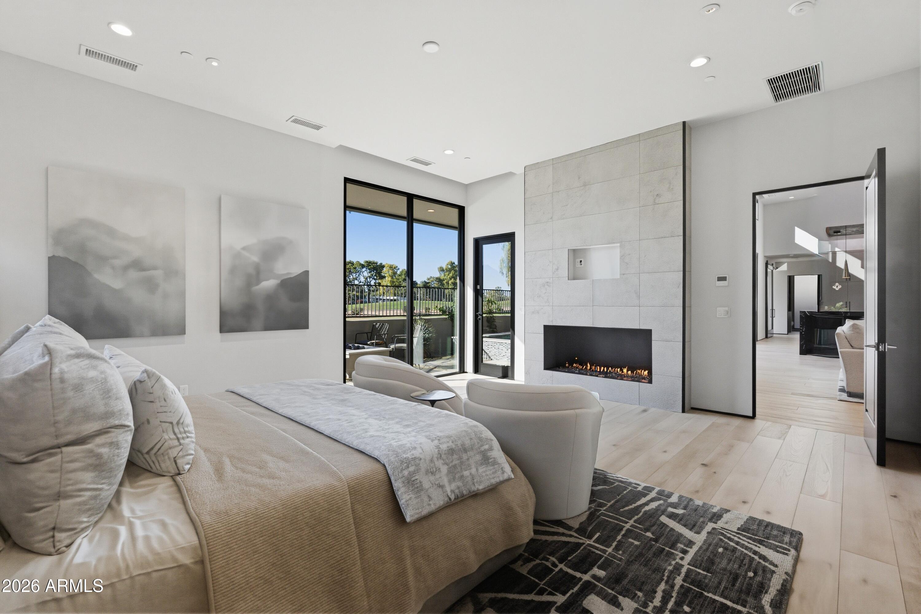 IRONWOOD GOLF VILLAS - Residential