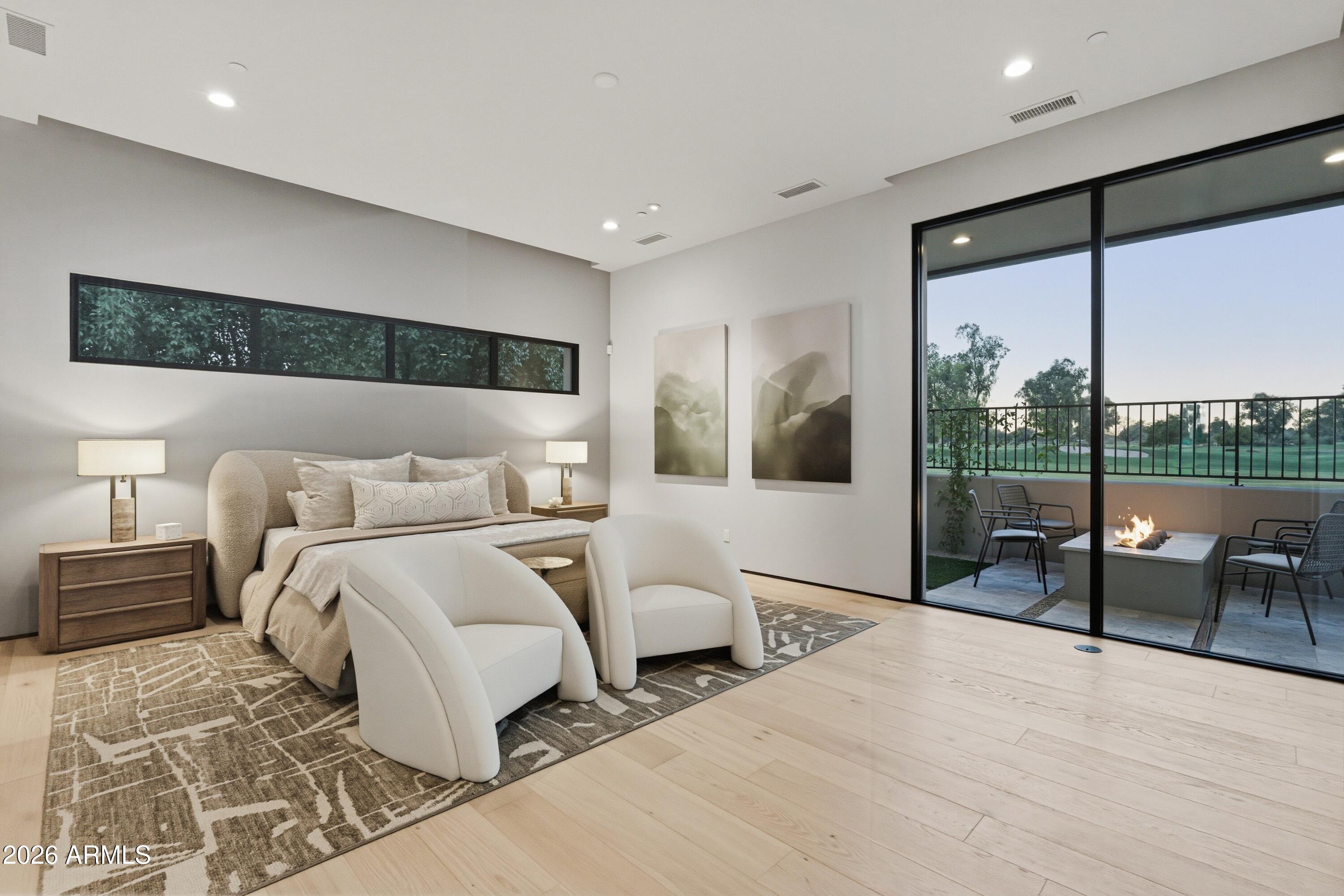 IRONWOOD GOLF VILLAS - Residential