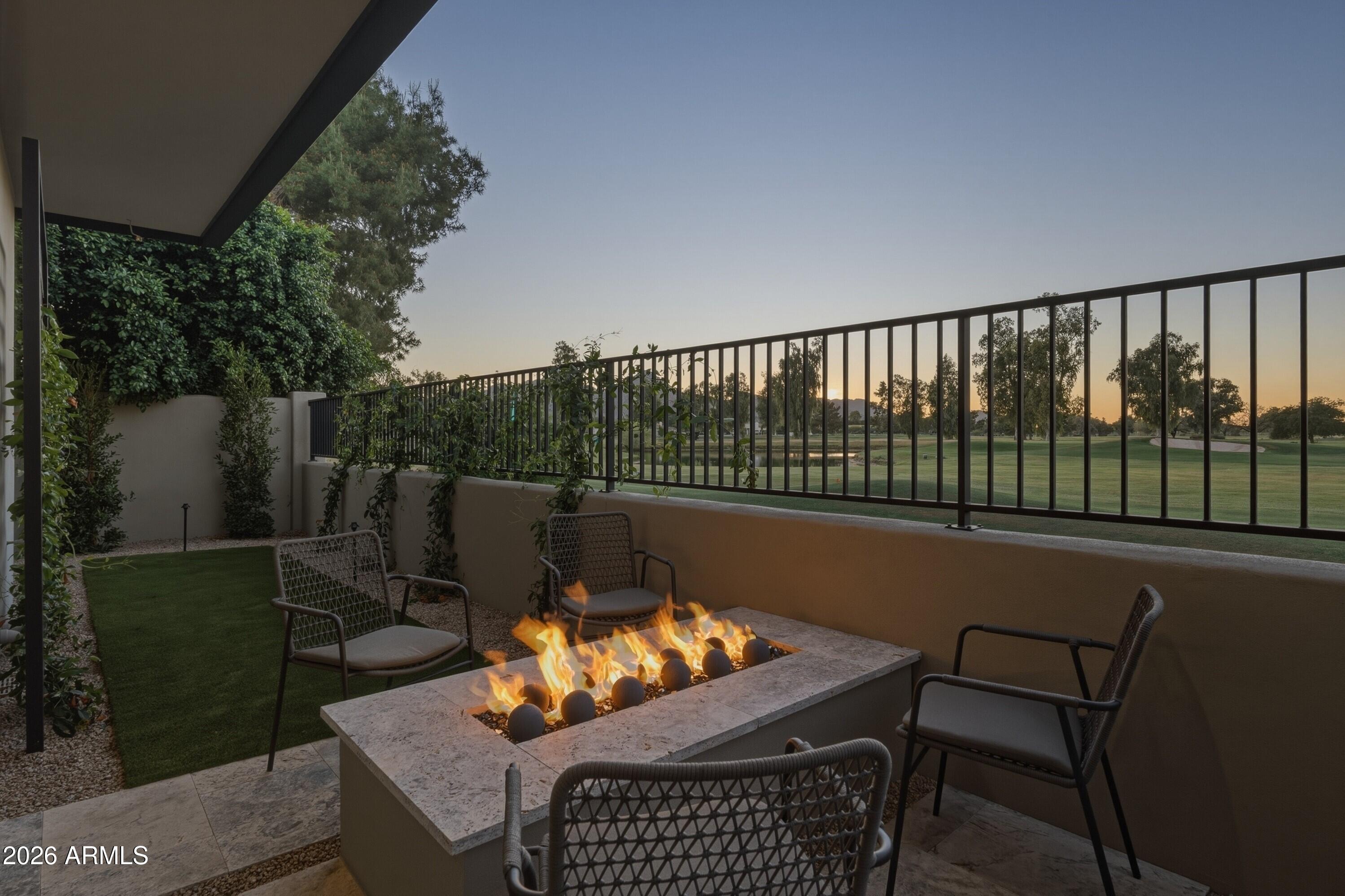 IRONWOOD GOLF VILLAS - Residential