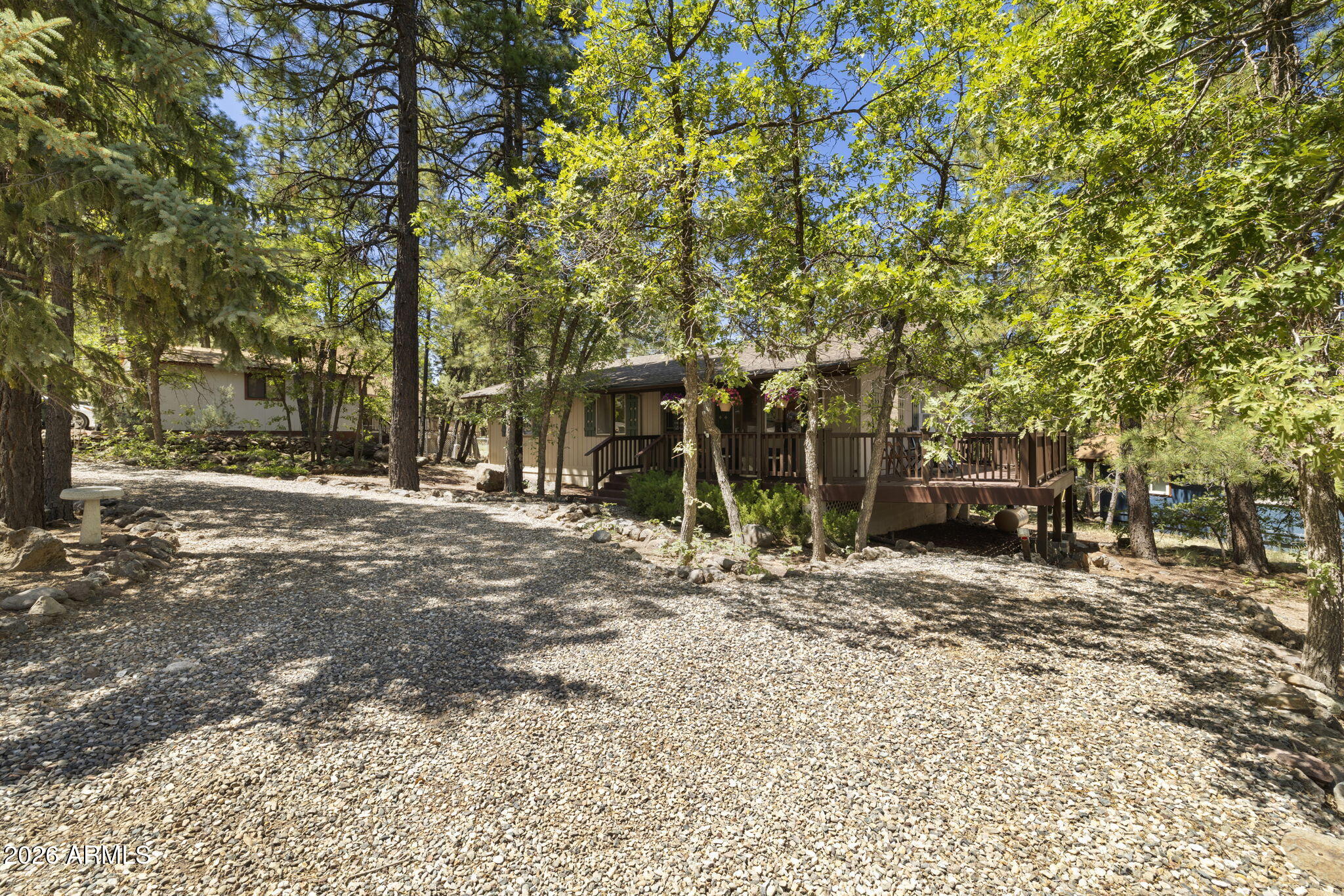 PINEWOOD 14 - Residential