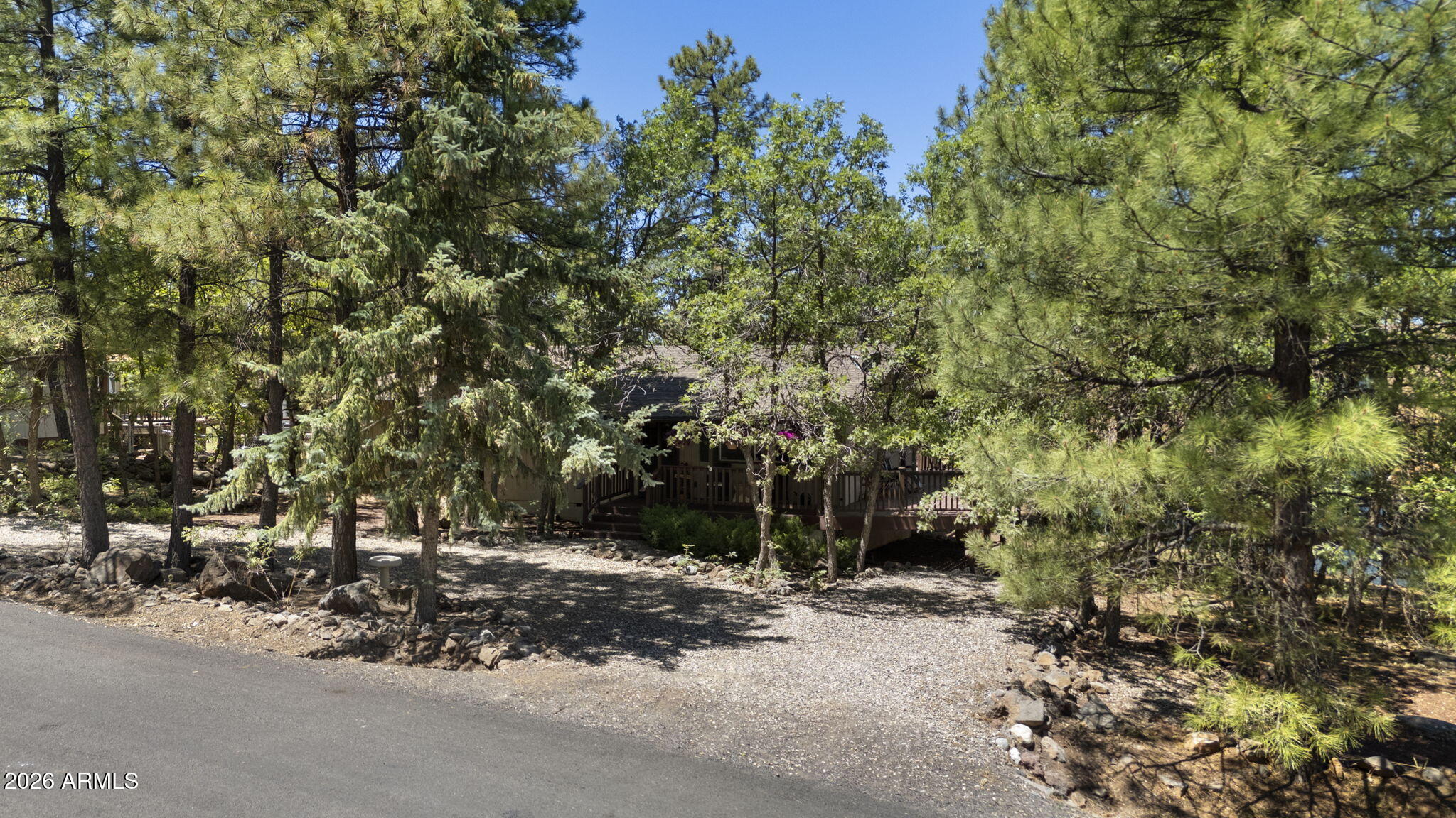 PINEWOOD 14 - Residential