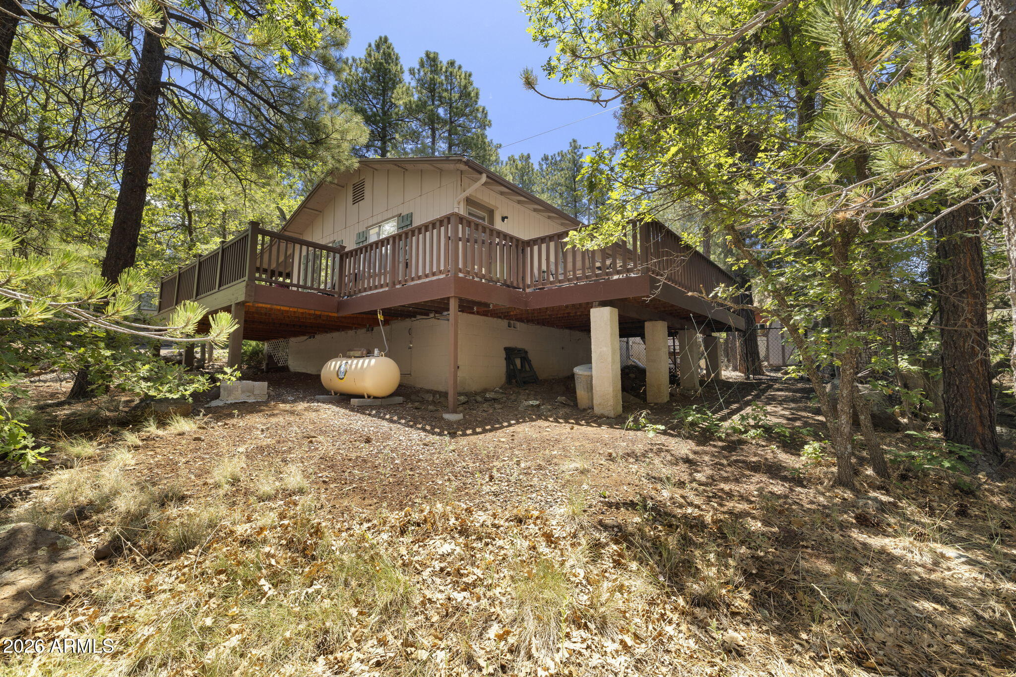 PINEWOOD 14 - Residential