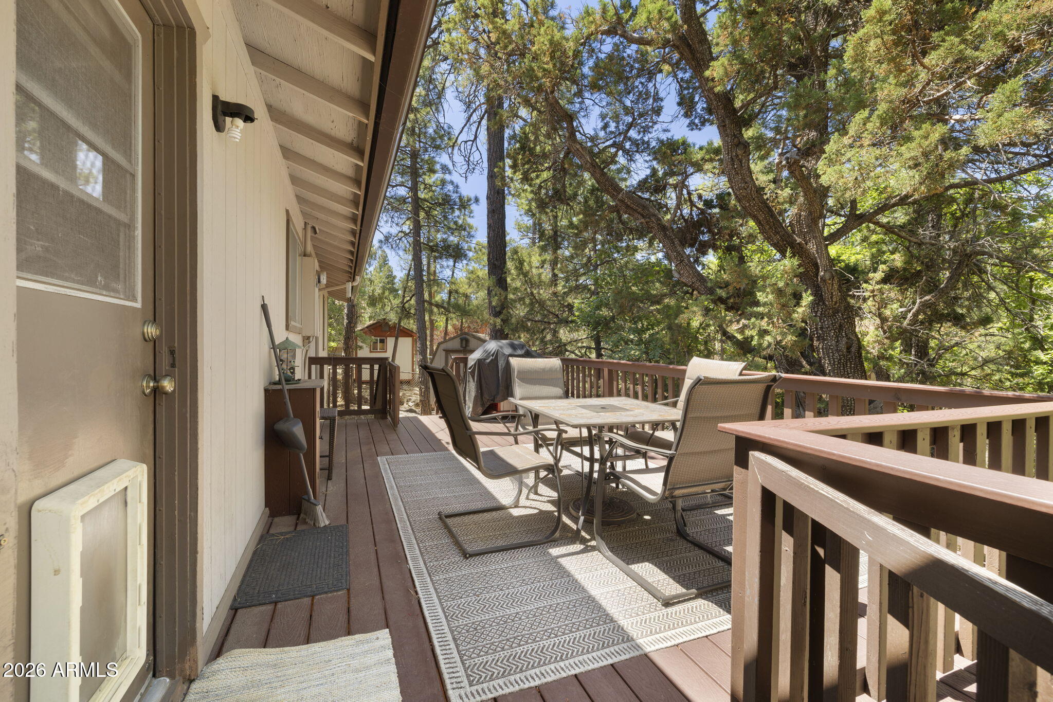 PINEWOOD 14 - Residential