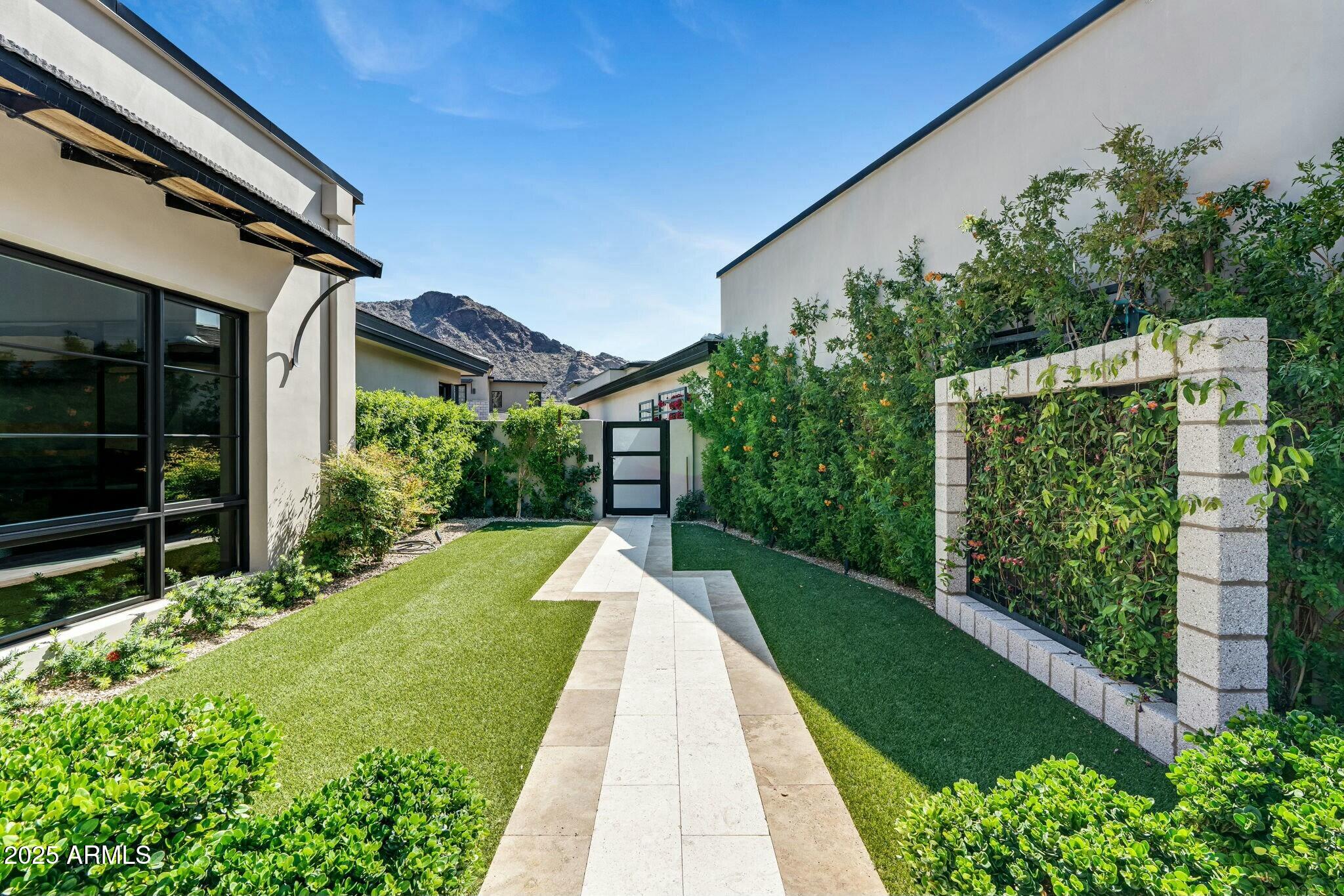 MOUNTAIN SHADOWS RESORT ESTATES - Residential
