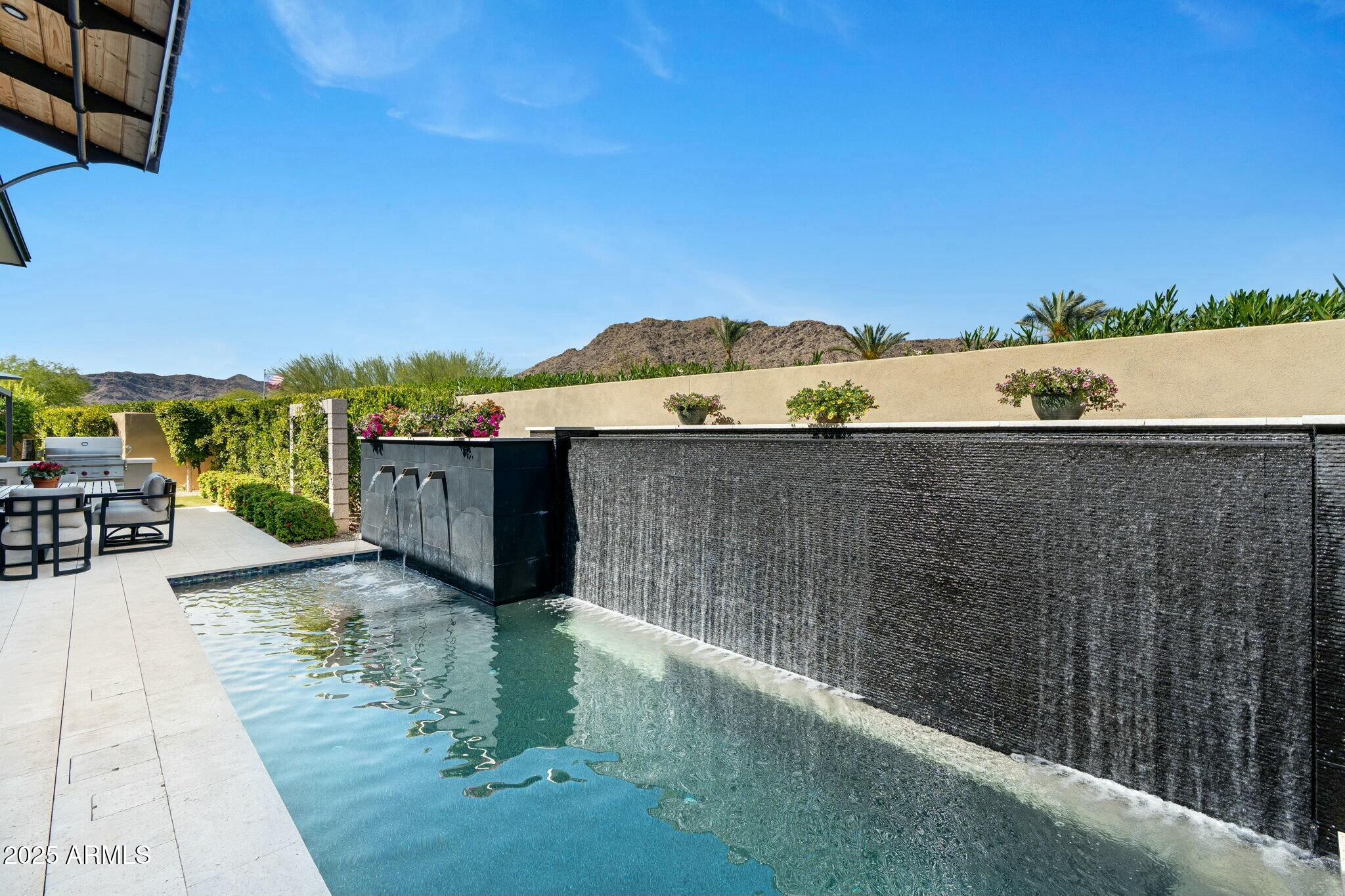 MOUNTAIN SHADOWS RESORT ESTATES - Residential