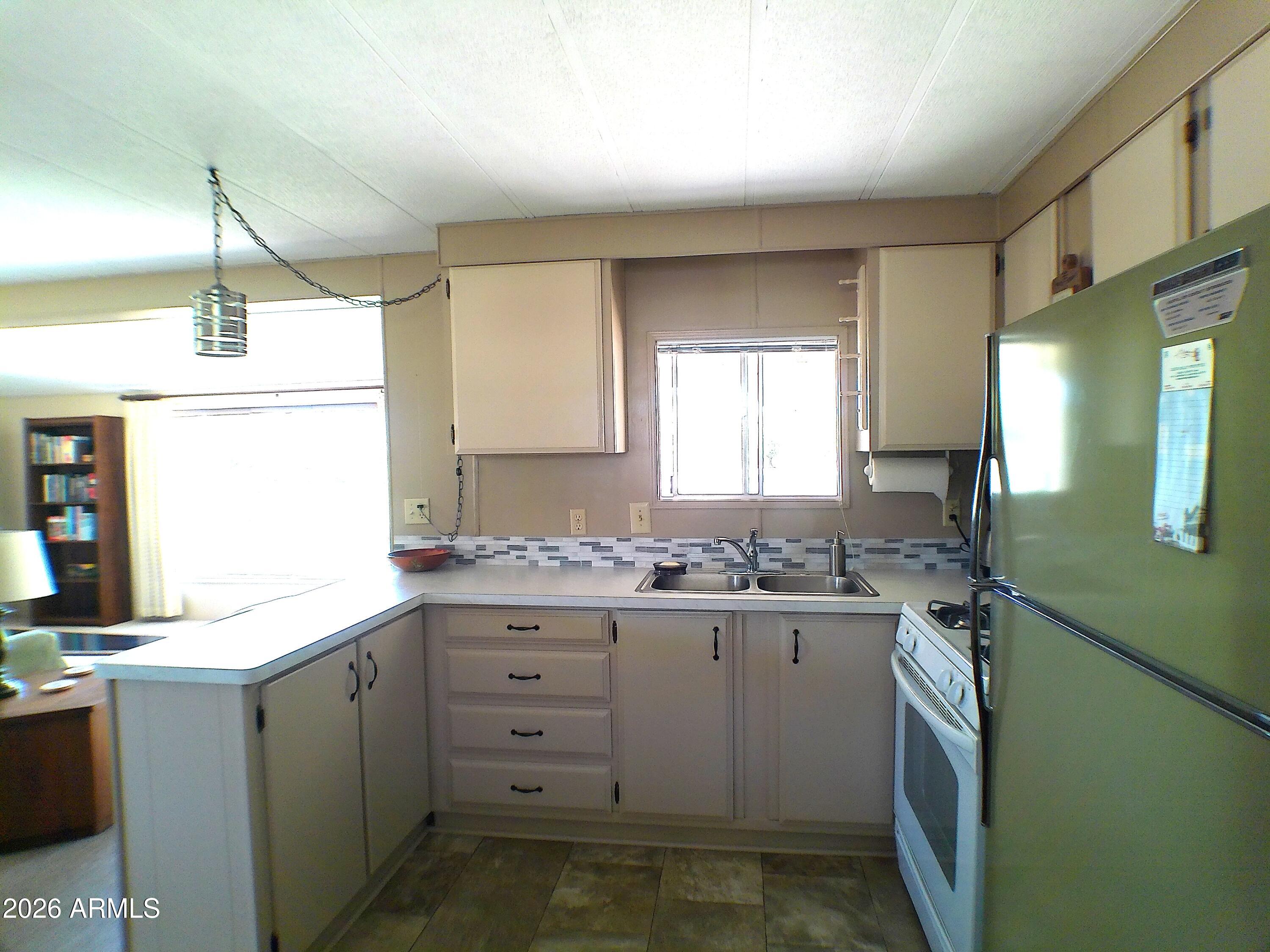 QUEEN VALLEY ESTATES UNIT FIVE - Residential