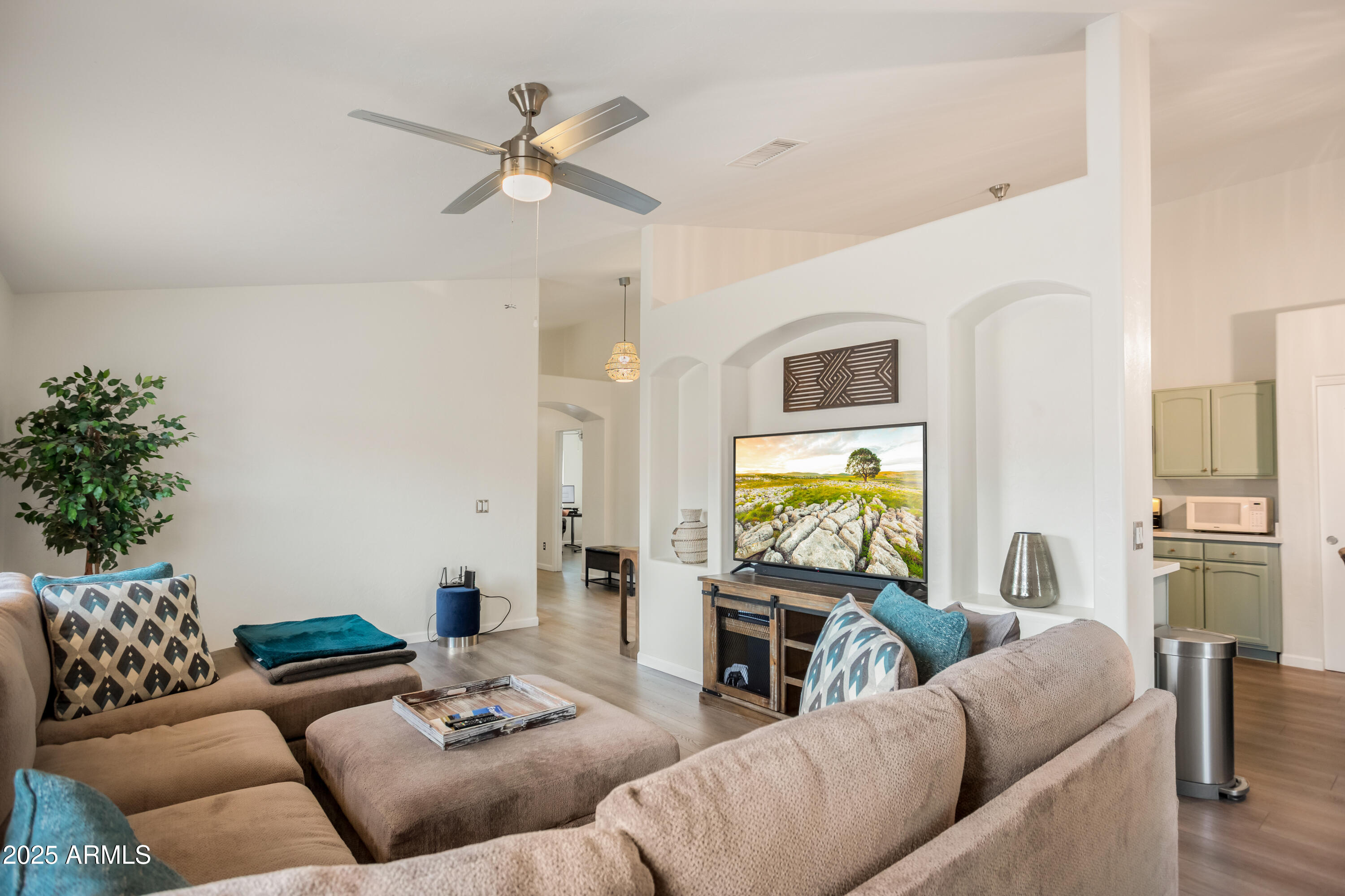 SUMMIT RIDGE - Residential