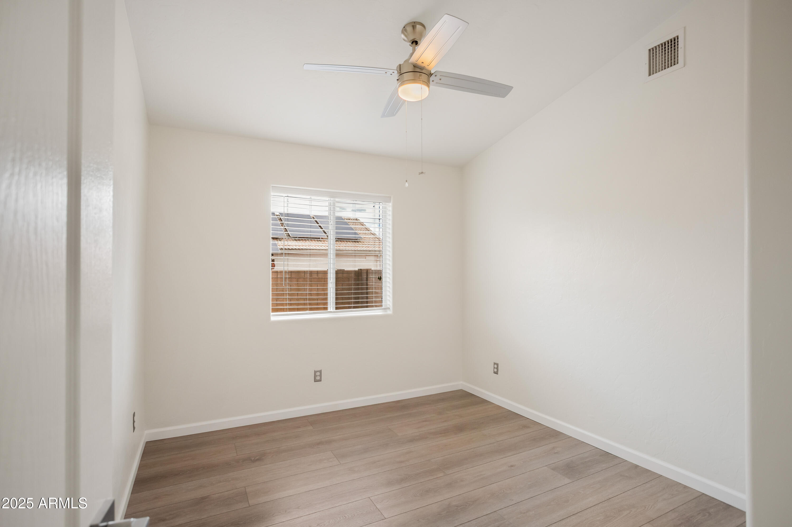 SUMMIT RIDGE - Residential