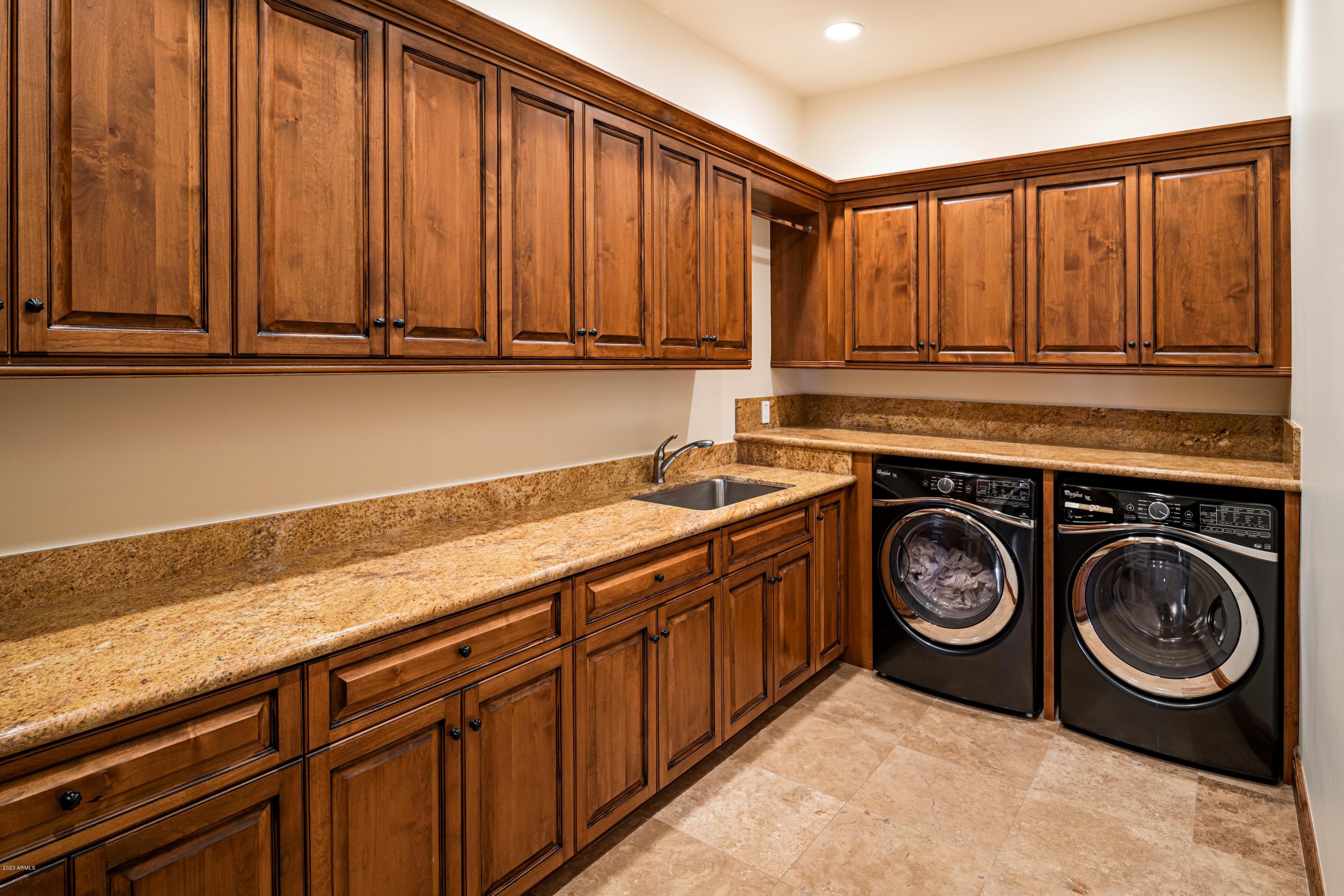 Pinnacle Vista - Residential