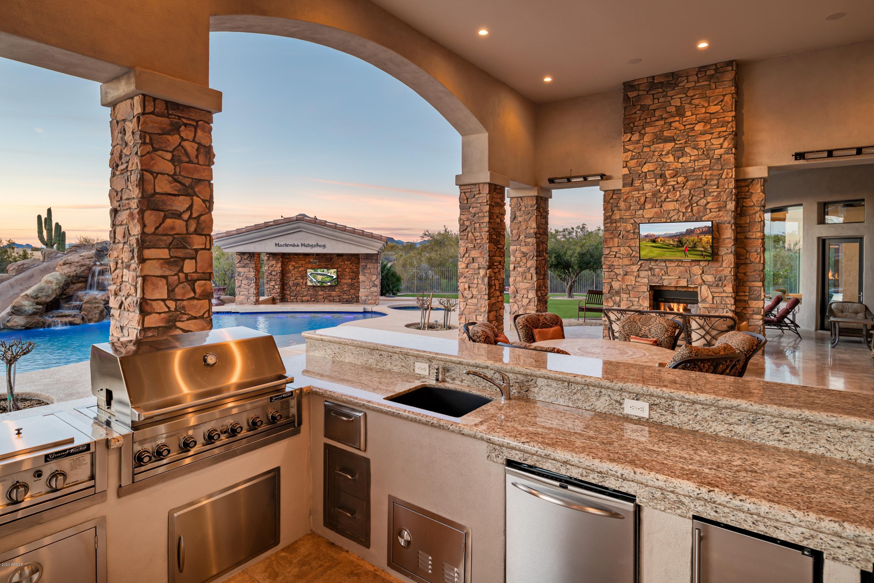 Pinnacle Vista - Residential