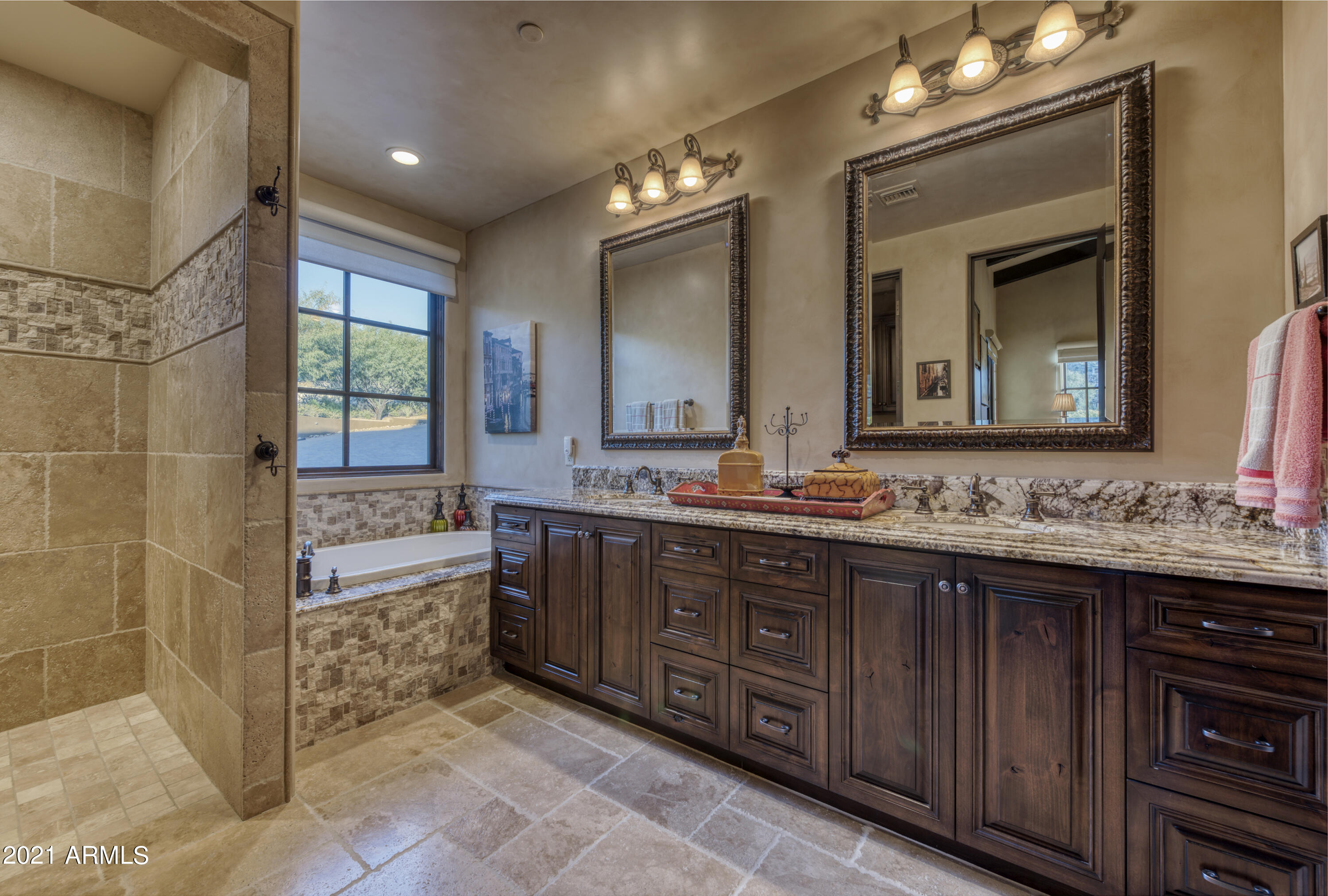 DESERT MOUNTAIN PHASE 3 UNIT 30 VILLAGE LOST STAR - Residential
