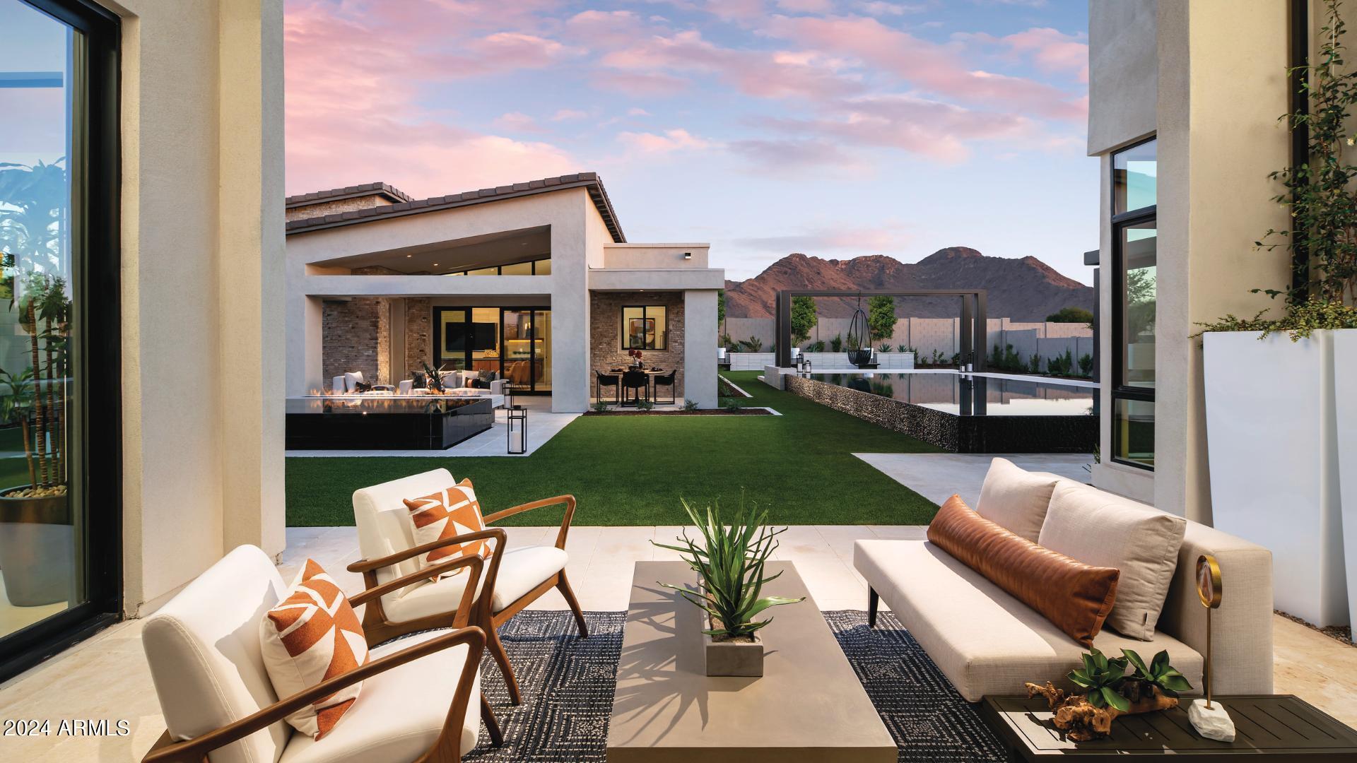 BRIDLE RANCH - Residential