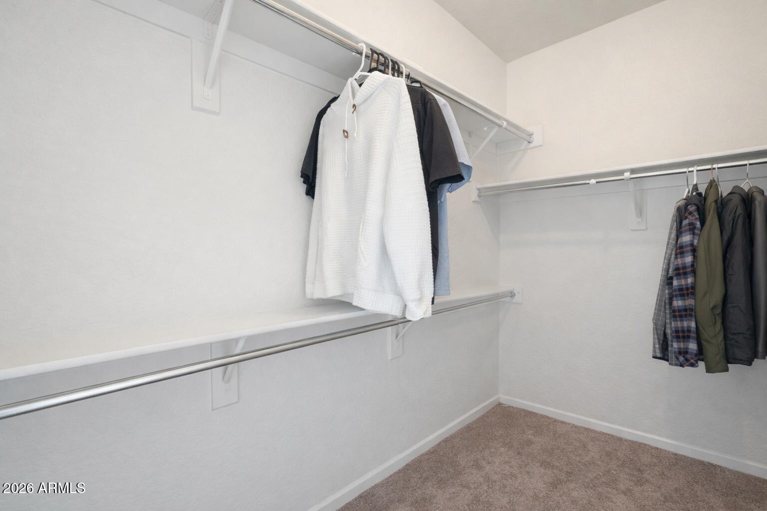 ANTHEM UNIT 32 - Residential