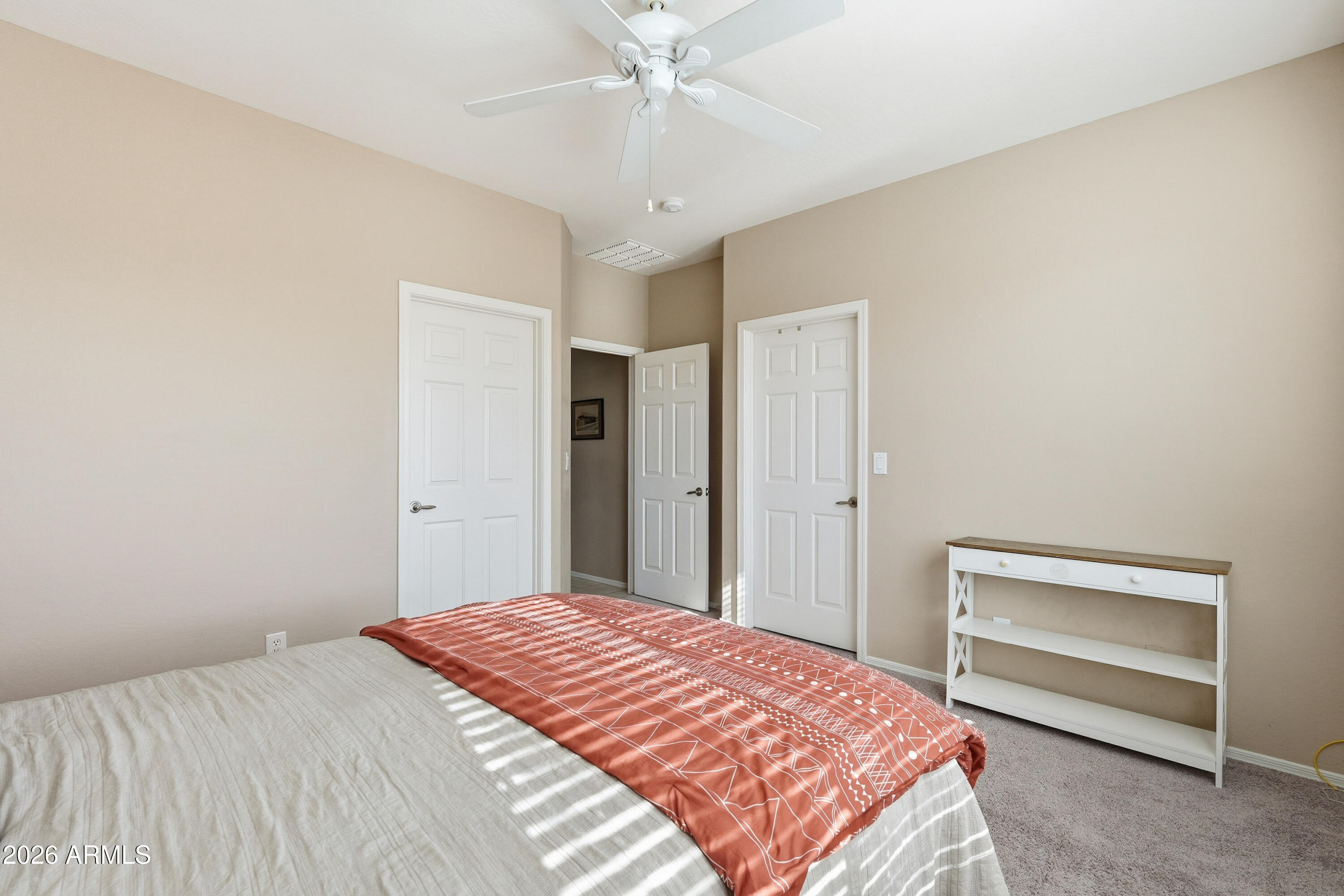 ANTHEM UNIT 32 - Residential