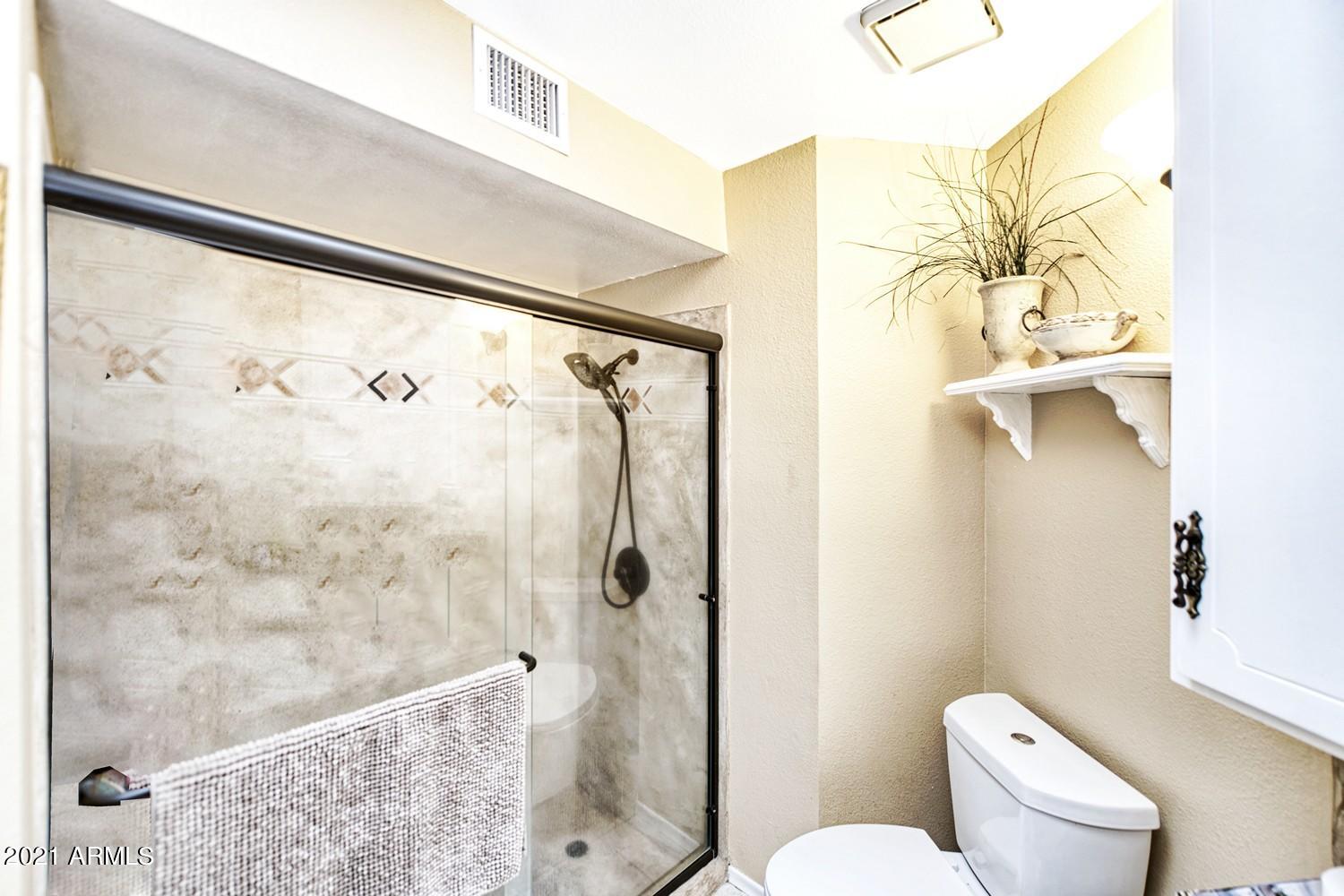 THE GREENWAYS UNIT 1 - Residential